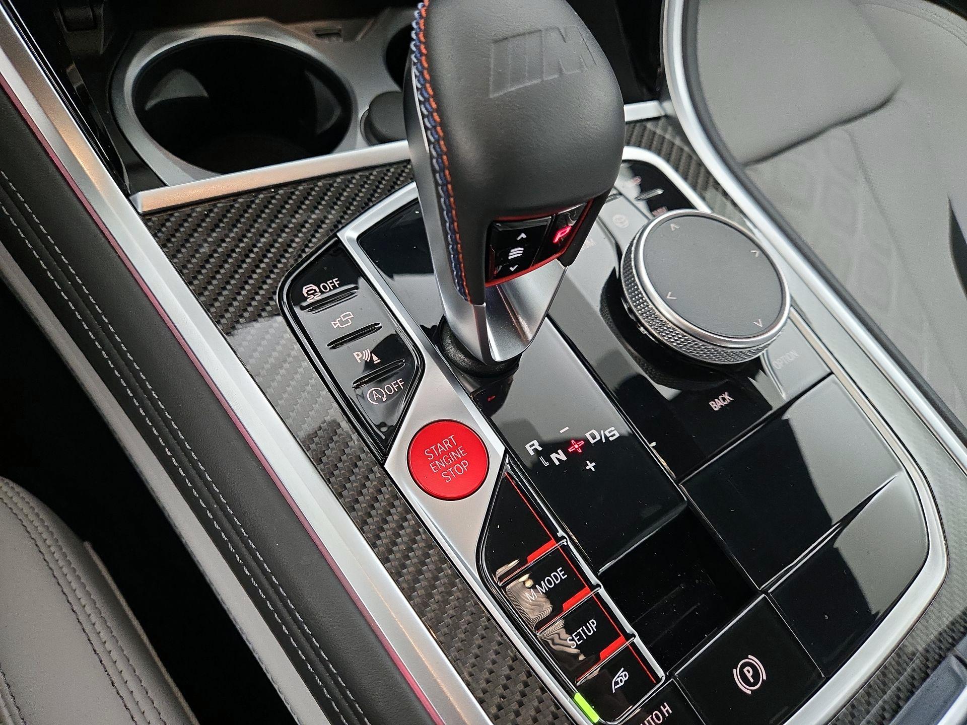 Thumbnail: 2023 BMW M8 - 18