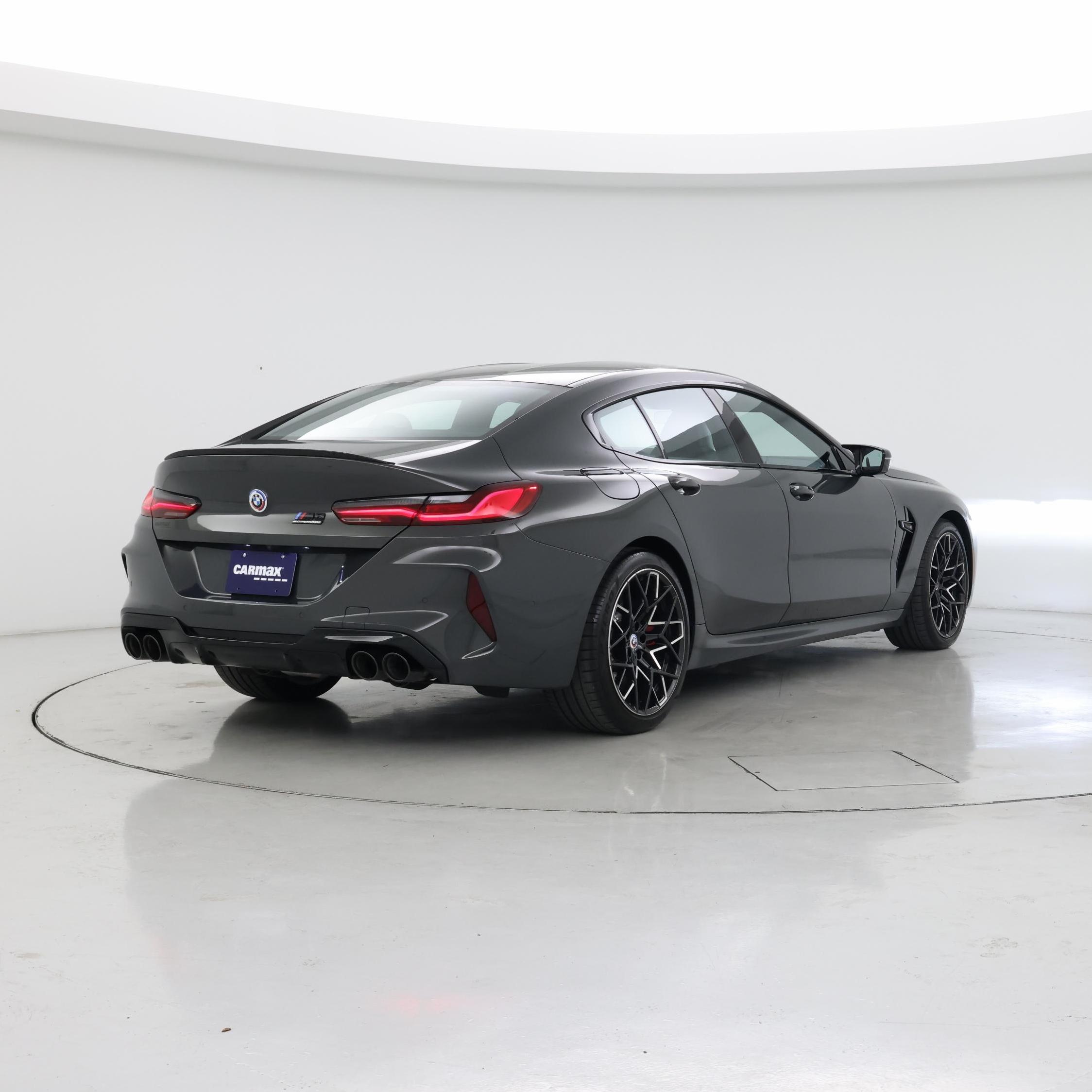 Thumbnail: 2023 BMW M8 - 8