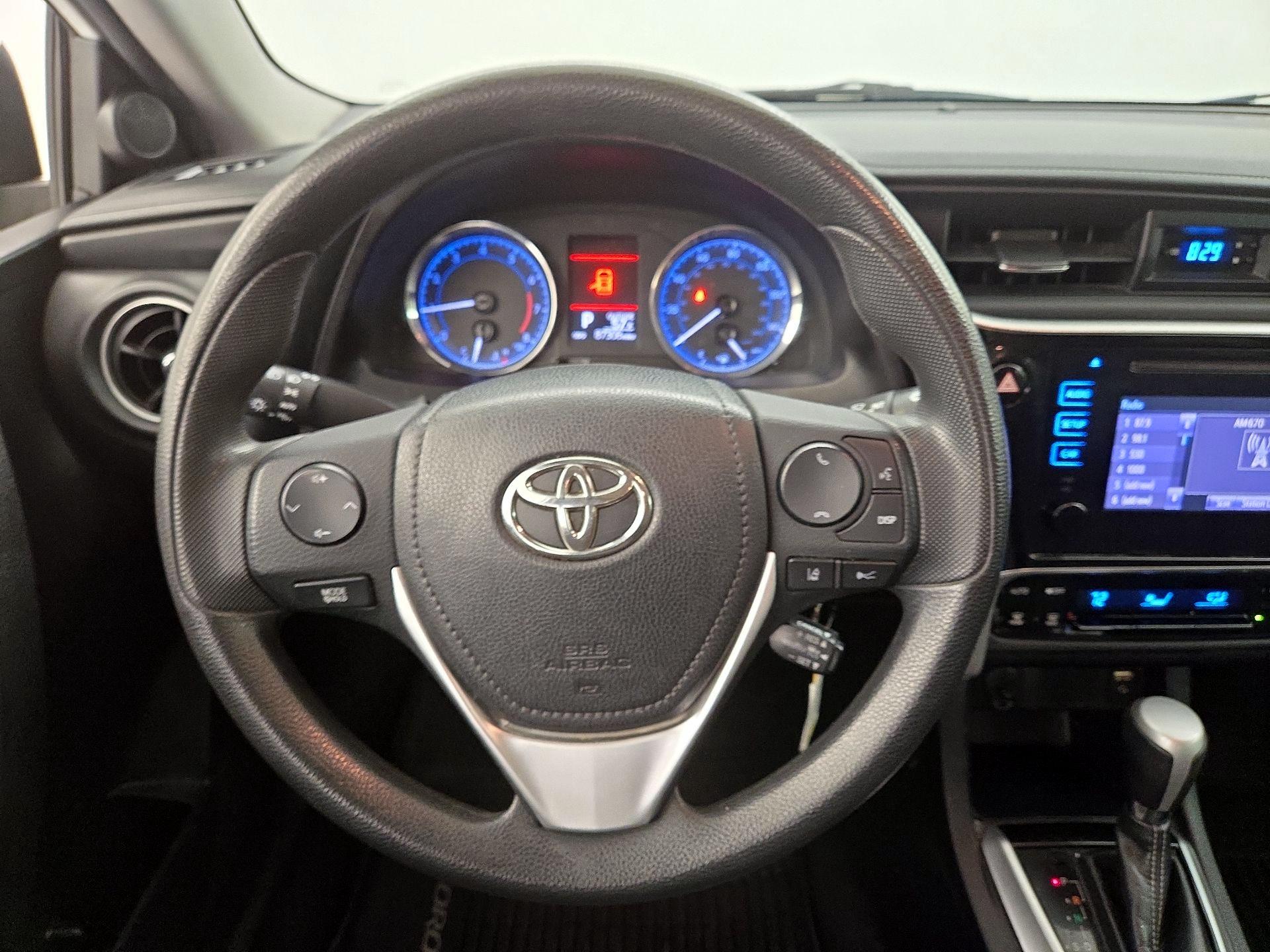 Thumbnail: 2018 Toyota Corolla - 10