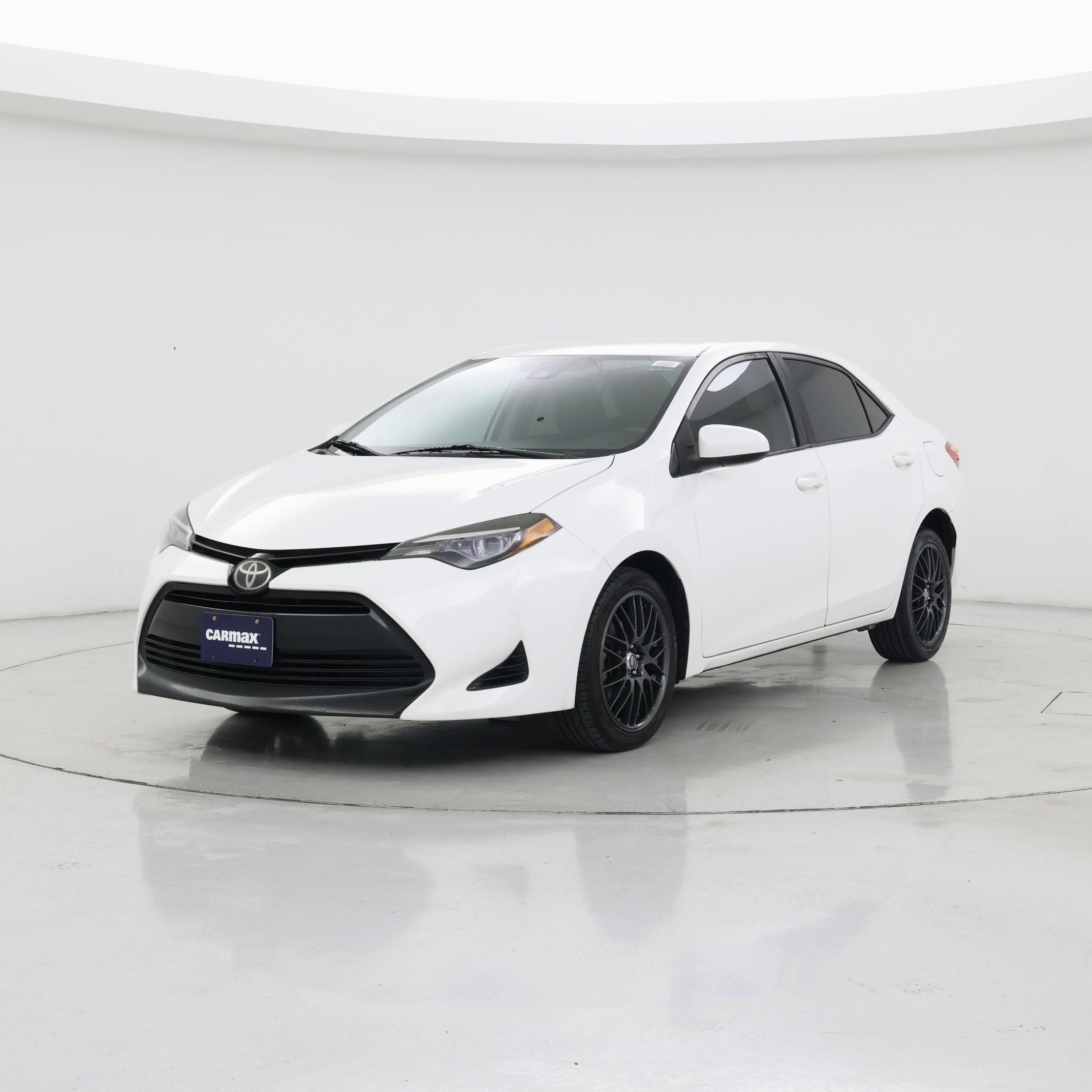 Thumbnail: 2018 Toyota Corolla - 4