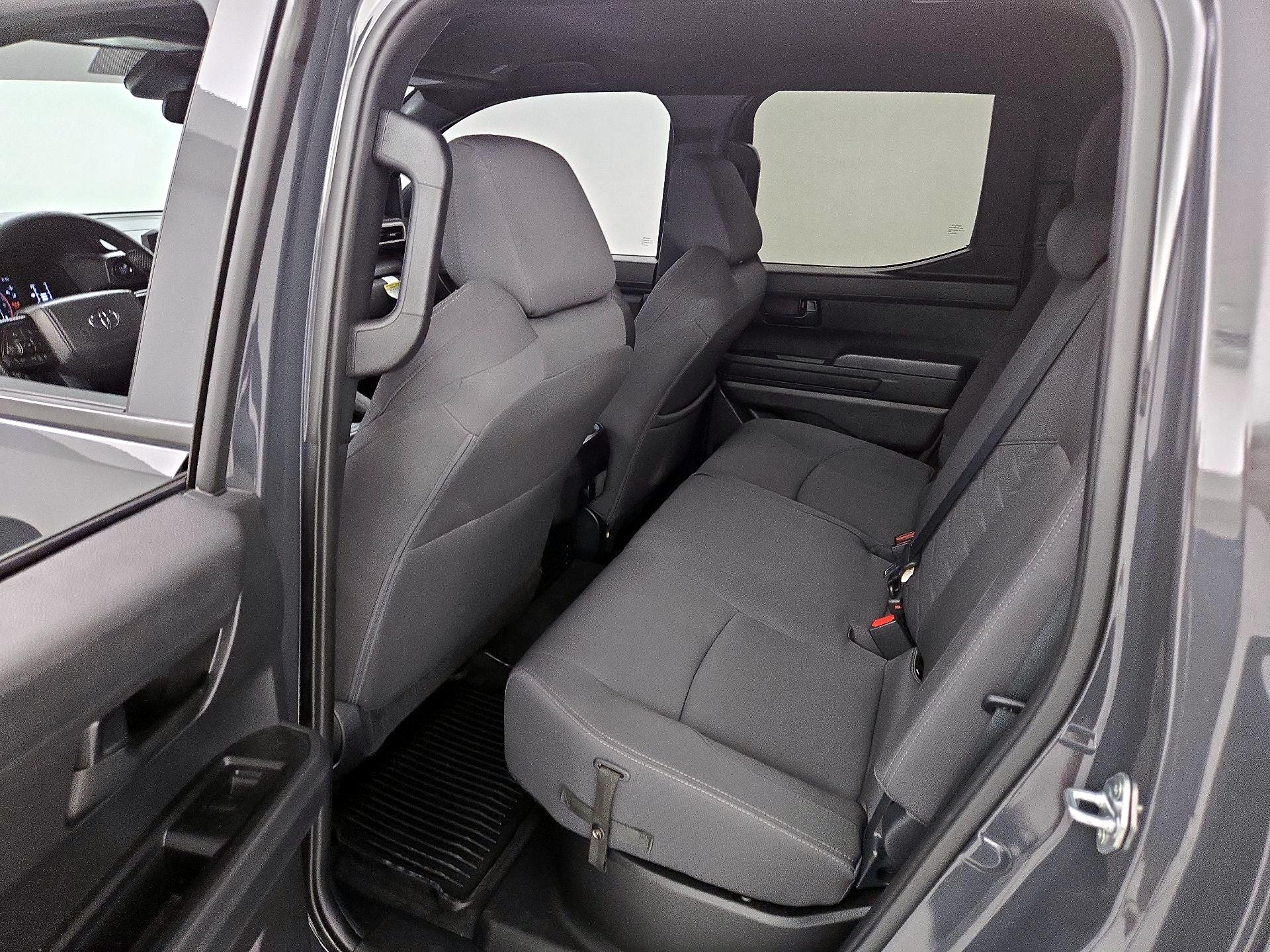 Thumbnail: 2024 Toyota Tacoma - 19