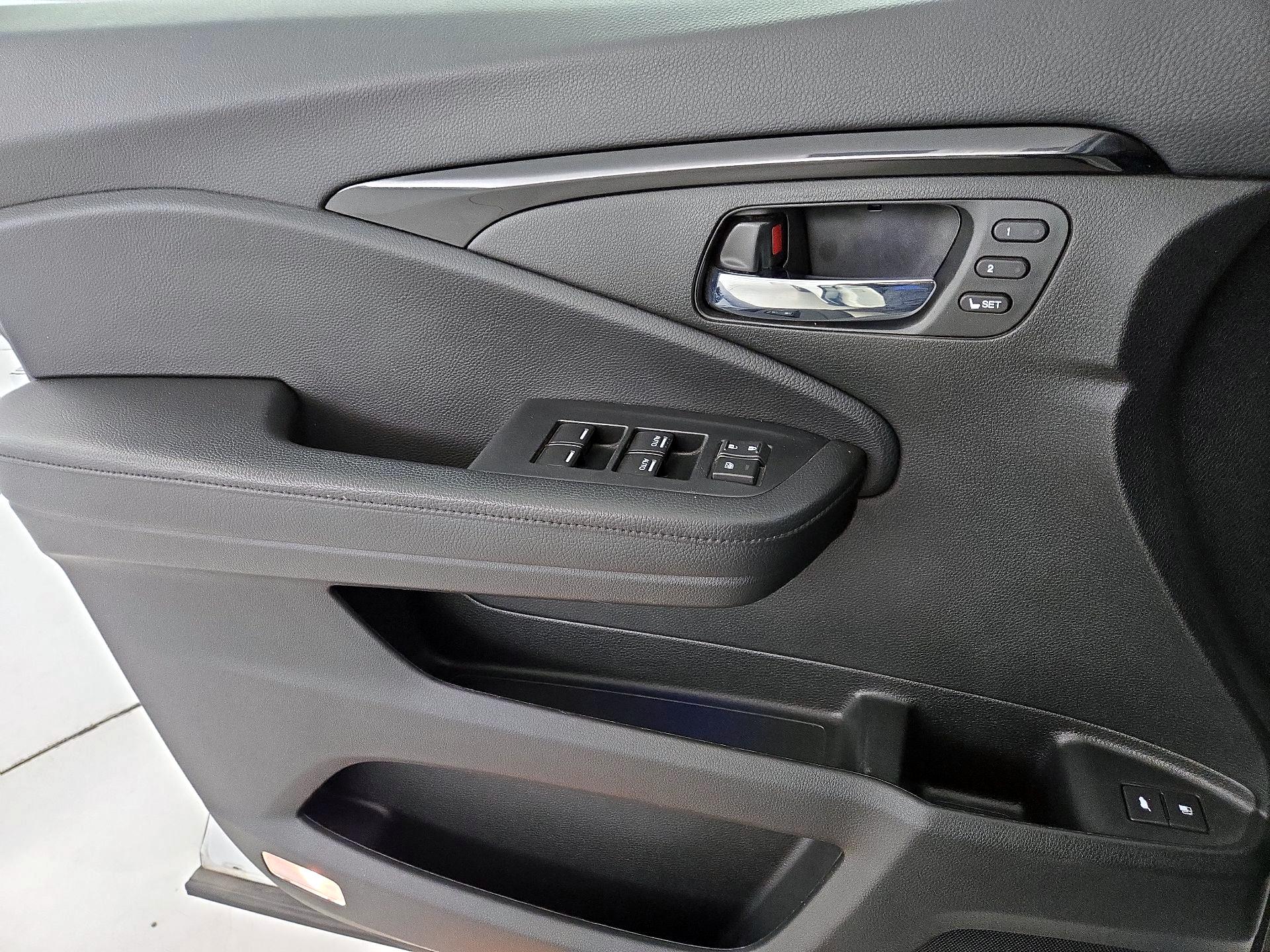 Thumbnail: 2021 Honda Pilot - 12