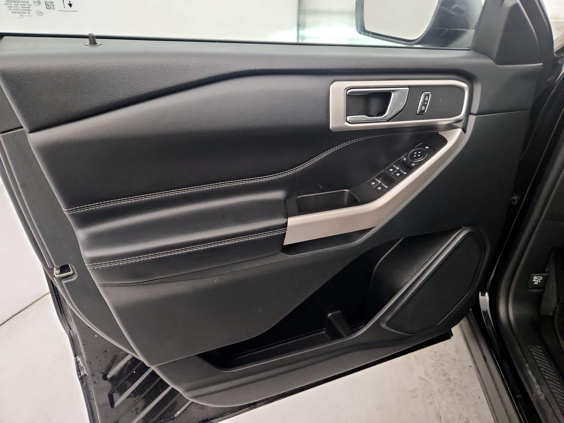 Thumbnail: 2023 Ford Explorer - 12