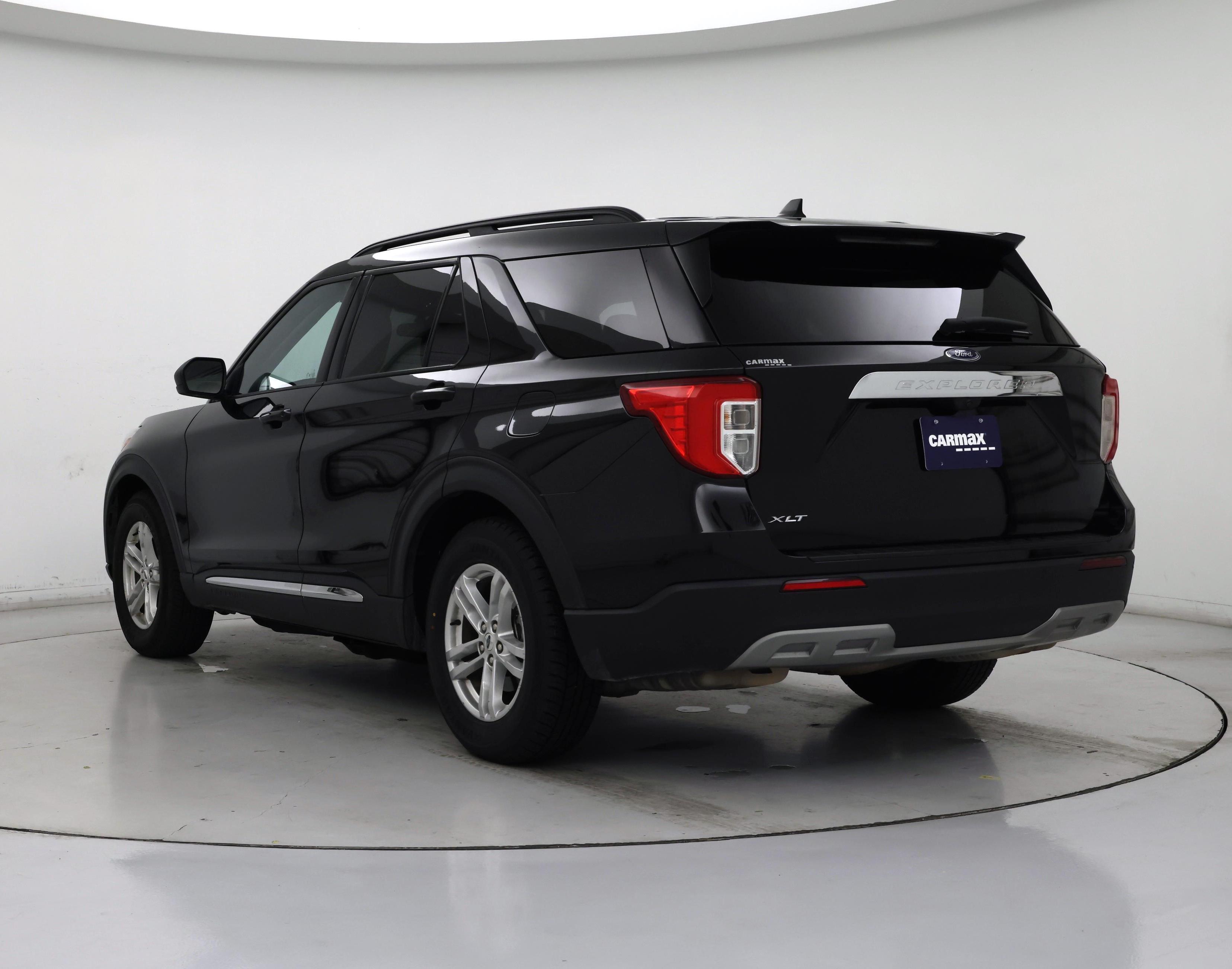 Thumbnail: 2023 Ford Explorer - 2