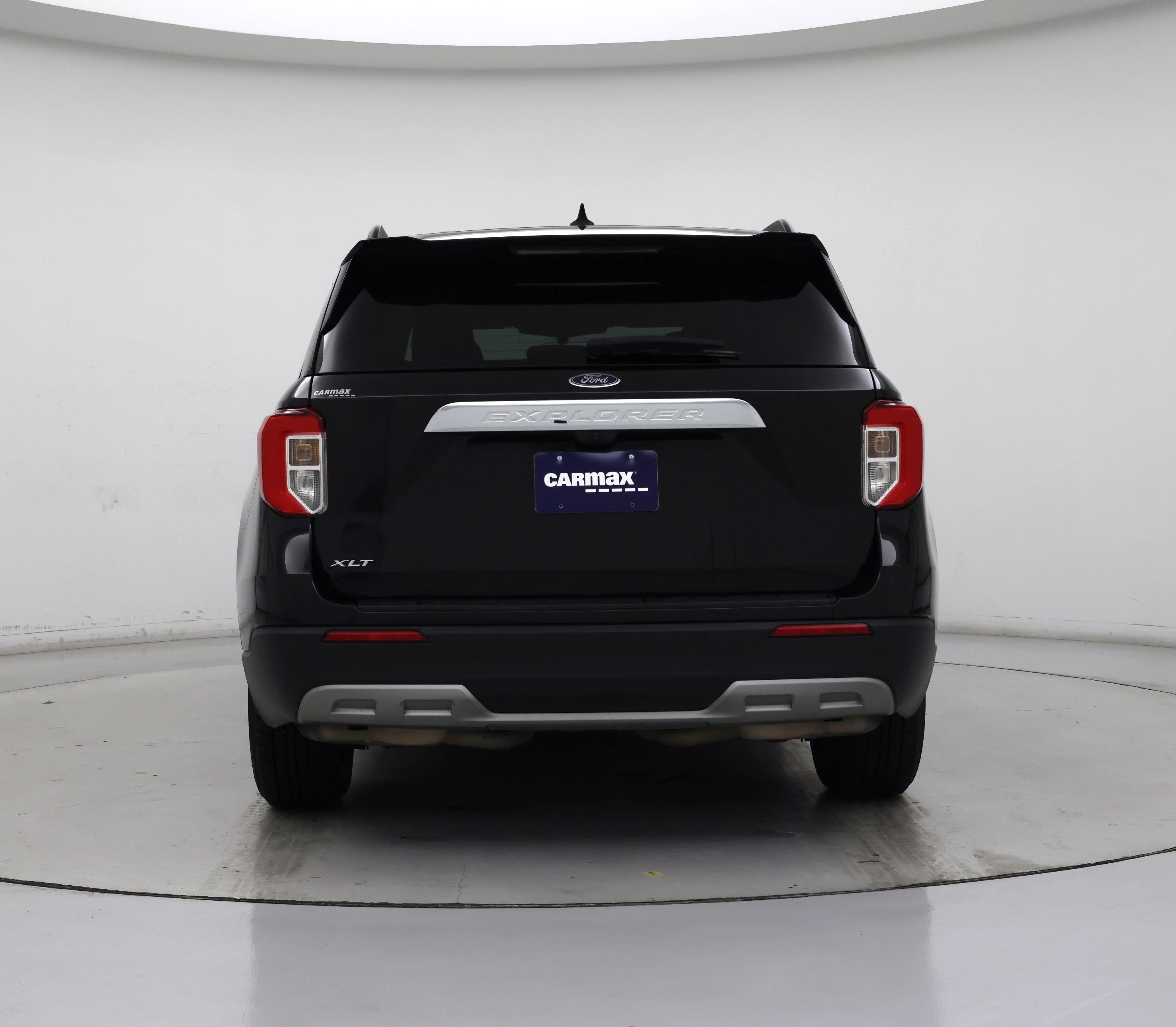 Thumbnail: 2023 Ford Explorer - 6