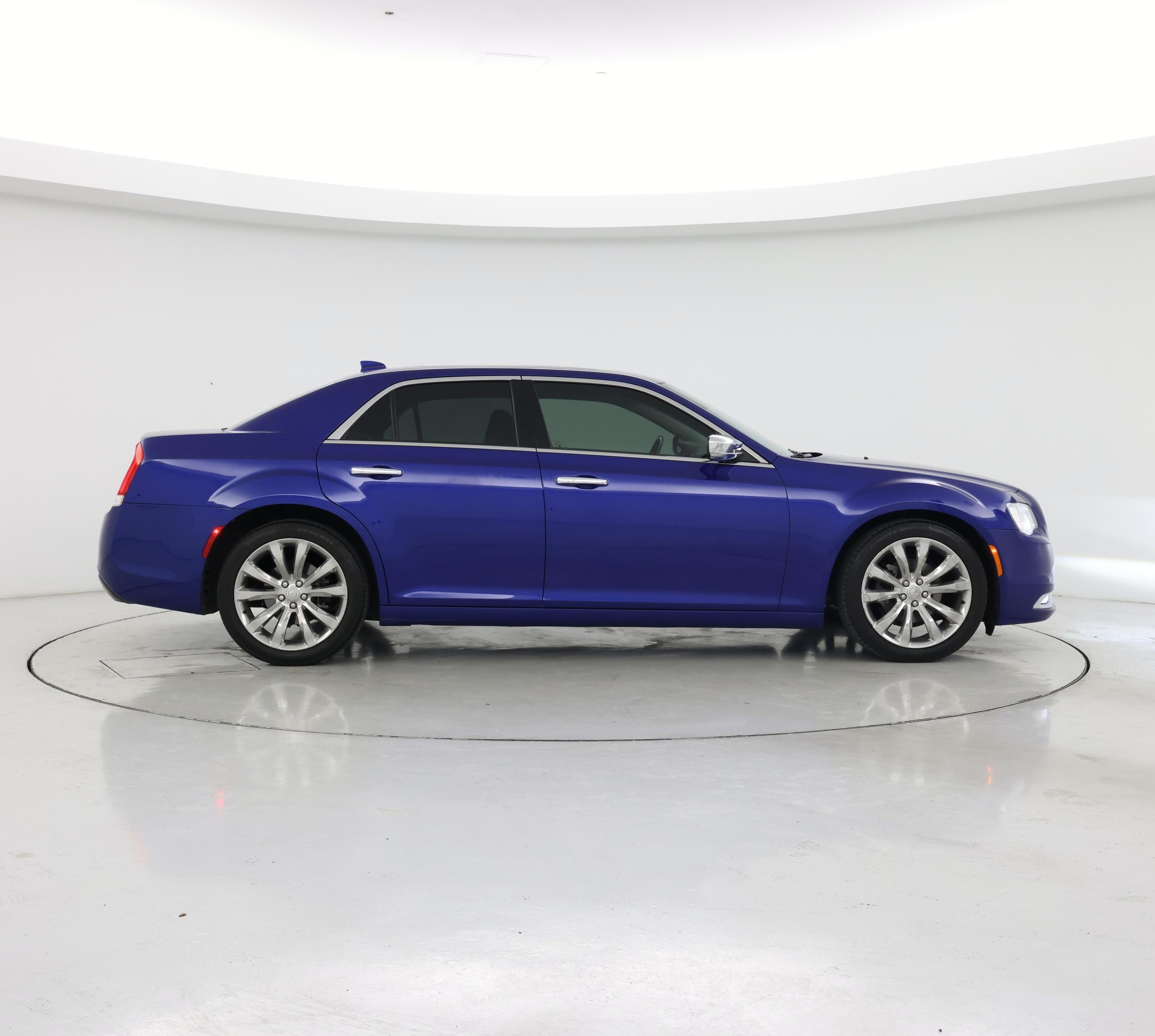 Thumbnail: 2019 Chrysler 300 - 7