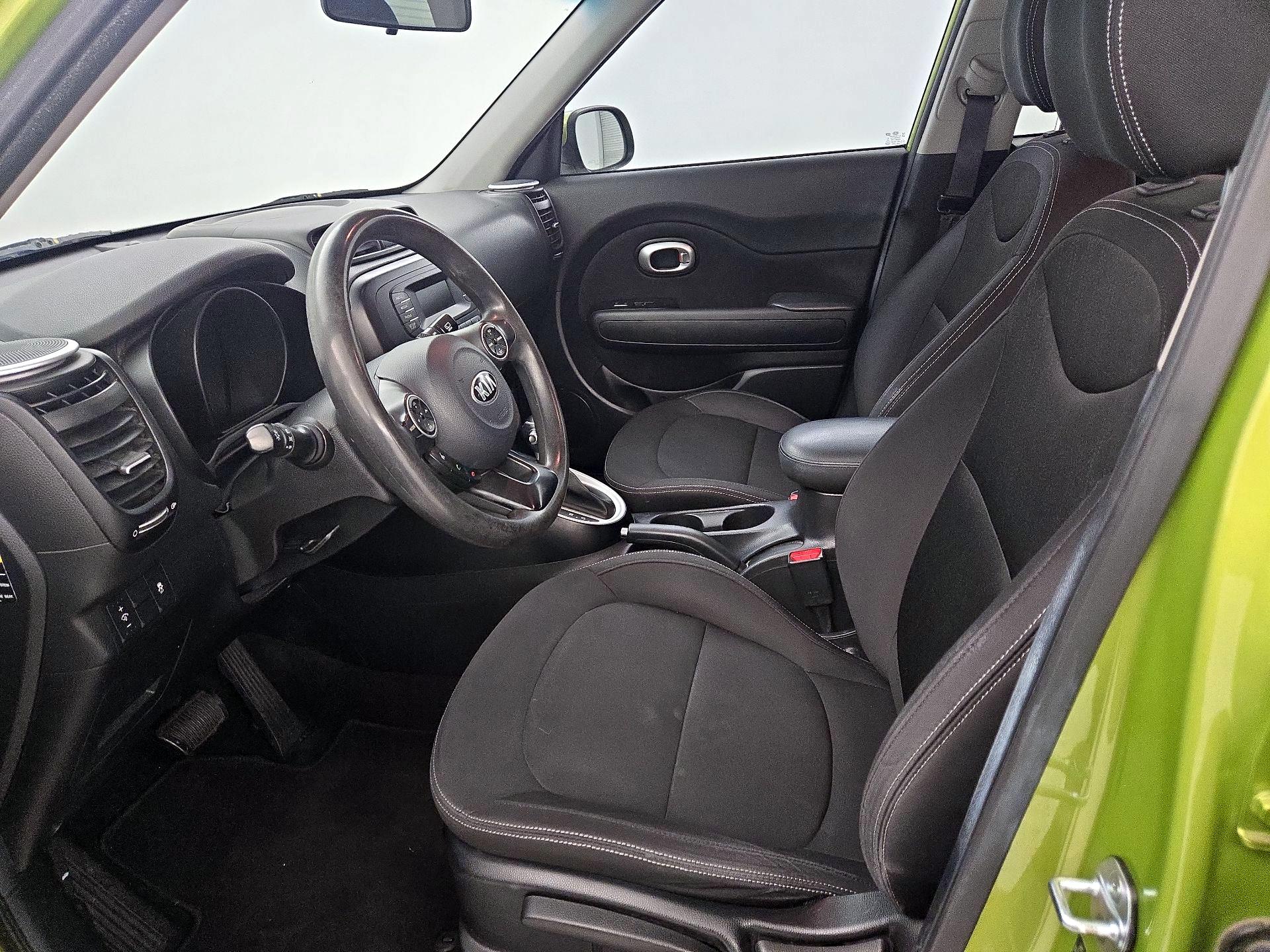 Thumbnail: 2015 Kia Soul - 11