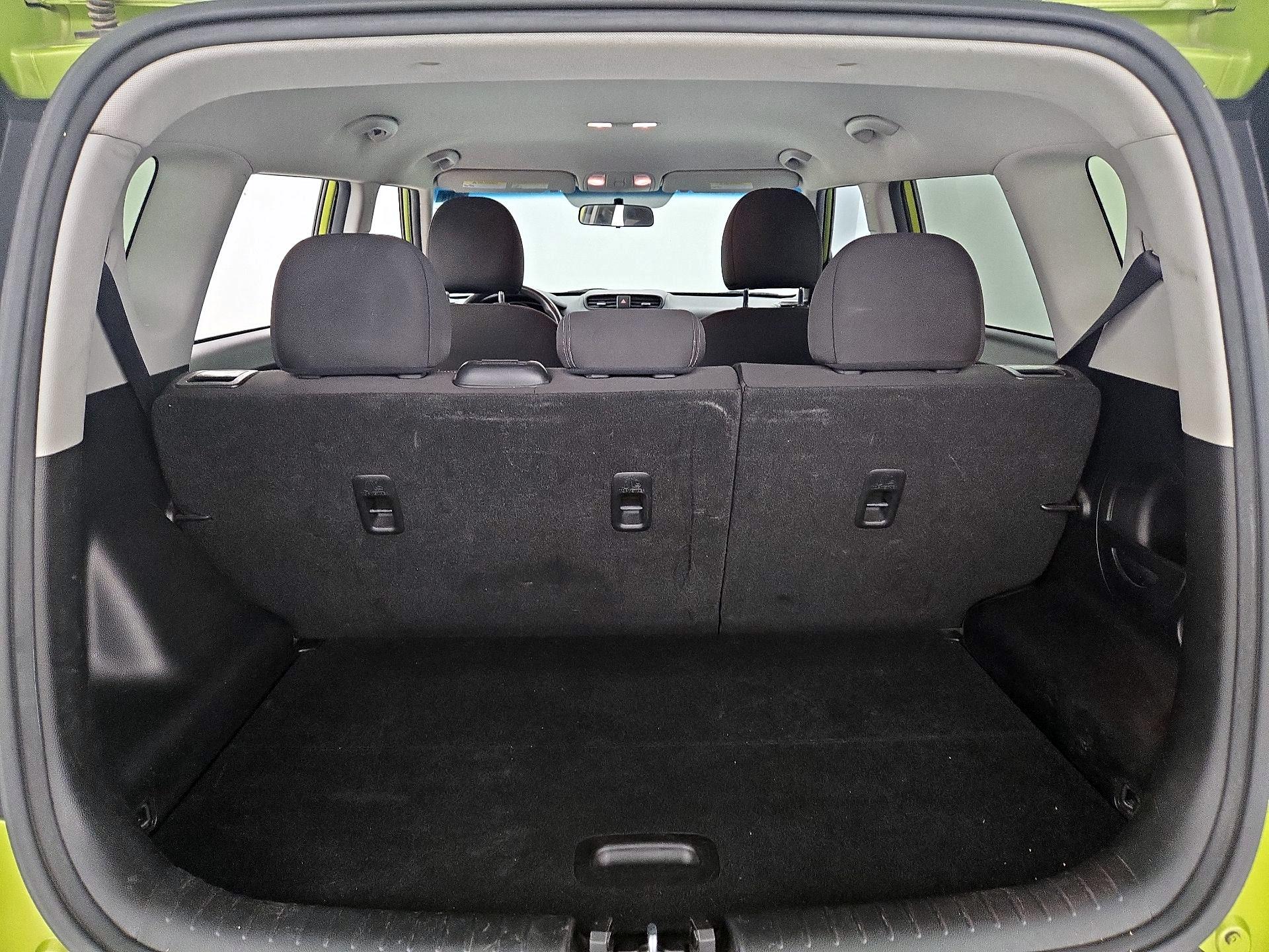 Thumbnail: 2015 Kia Soul - 19