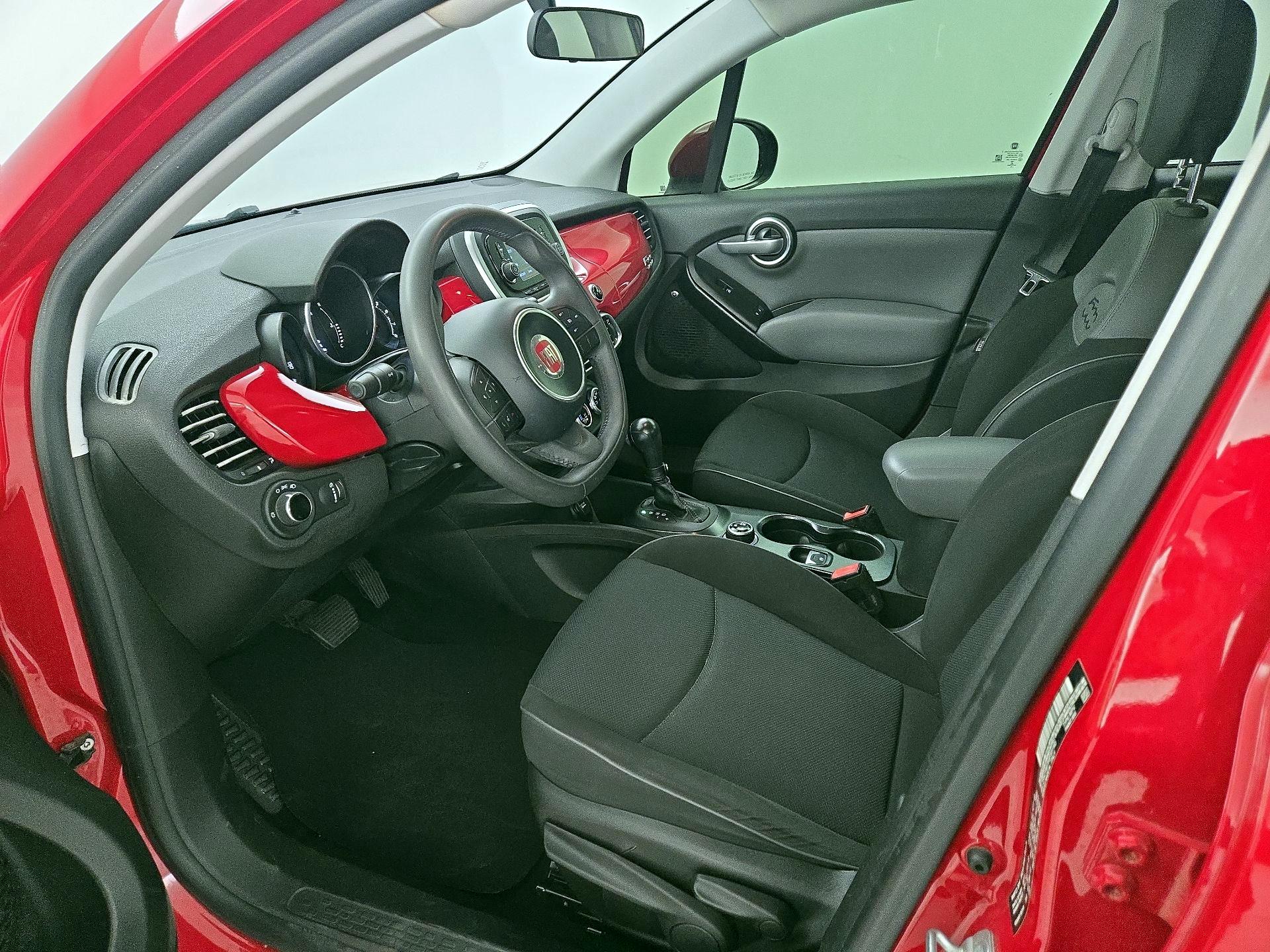 Thumbnail: 2016 Fiat 500X - 11