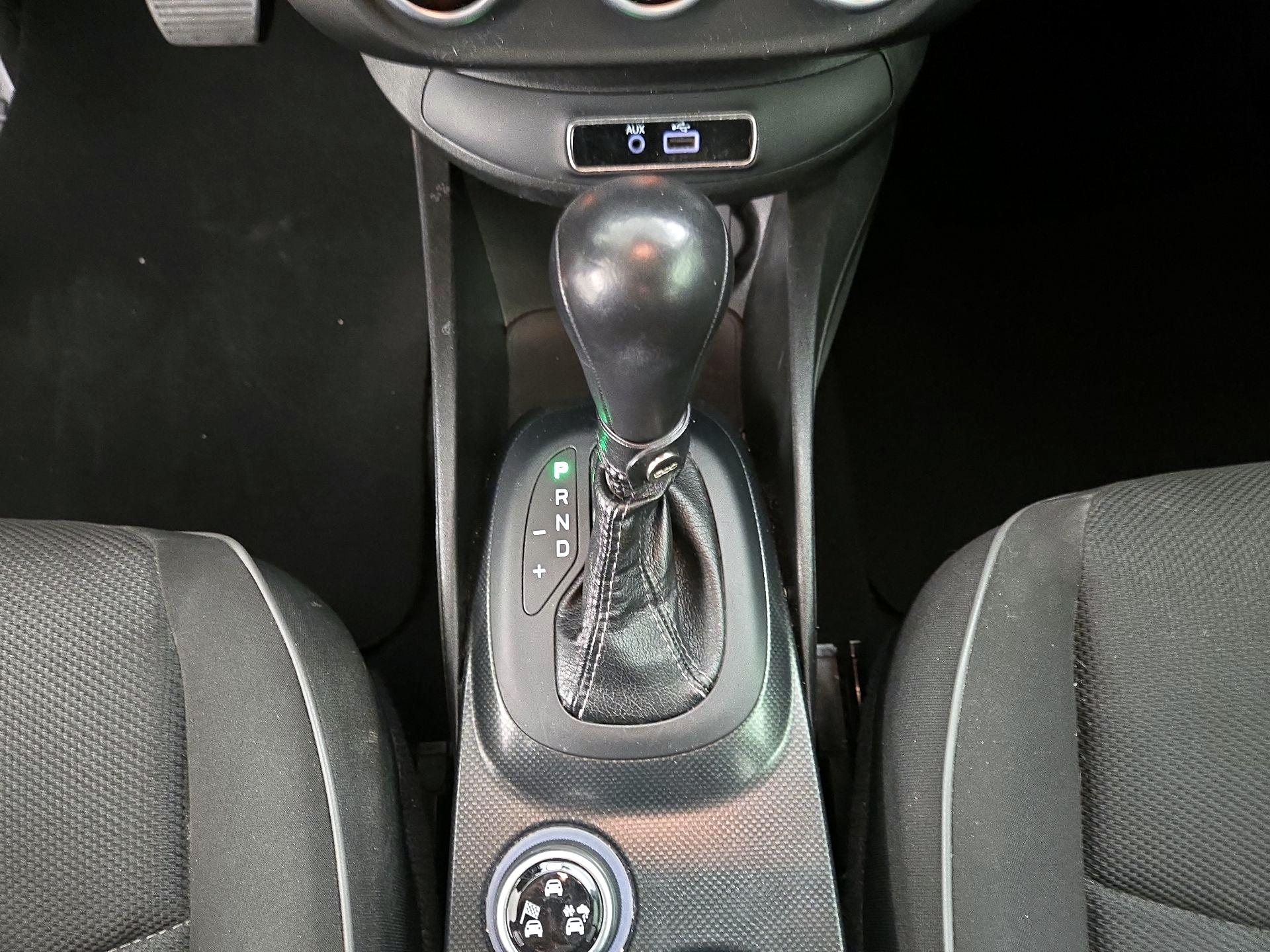 Thumbnail: 2016 Fiat 500X - 17