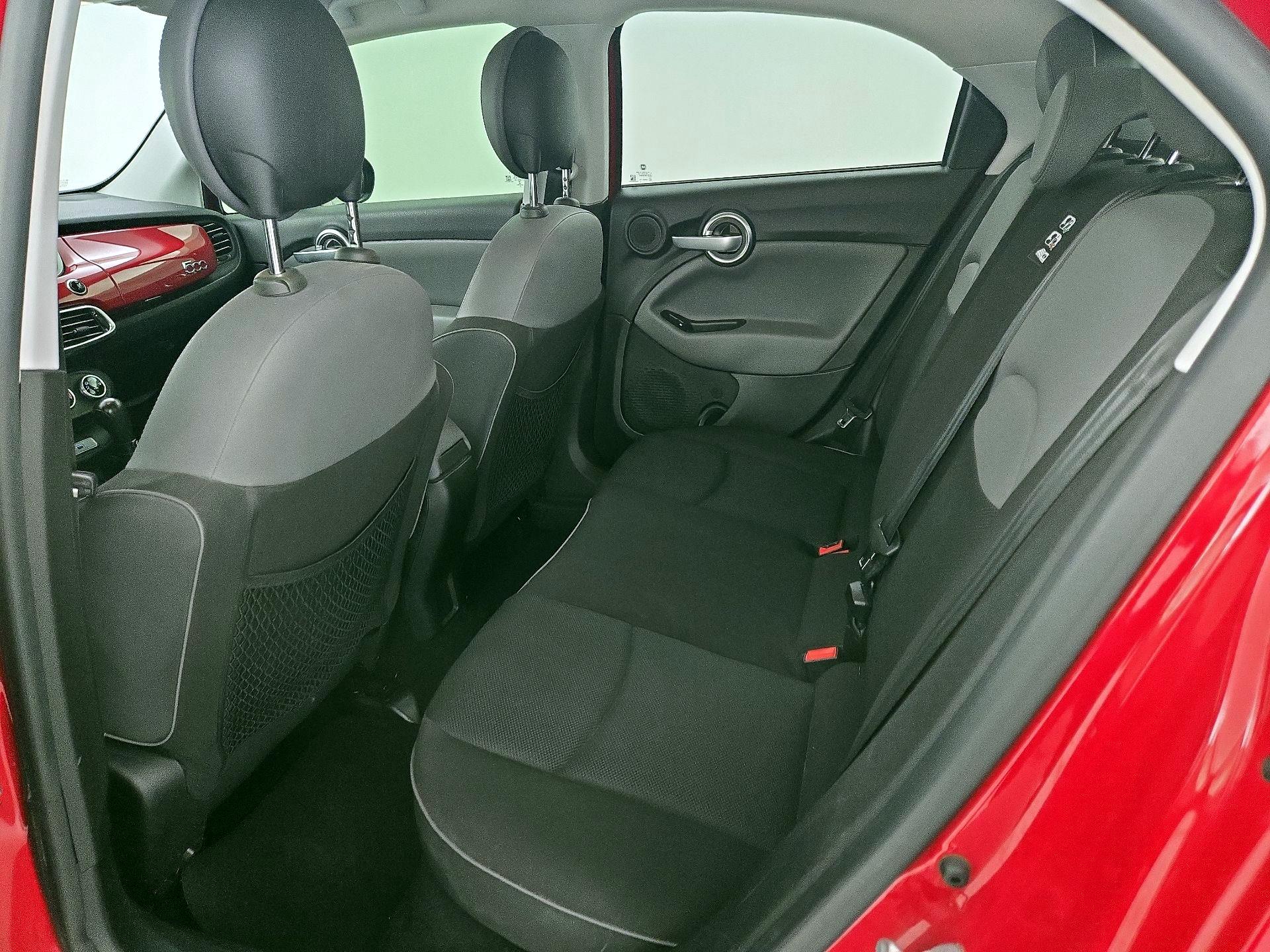 Thumbnail: 2016 Fiat 500X - 19