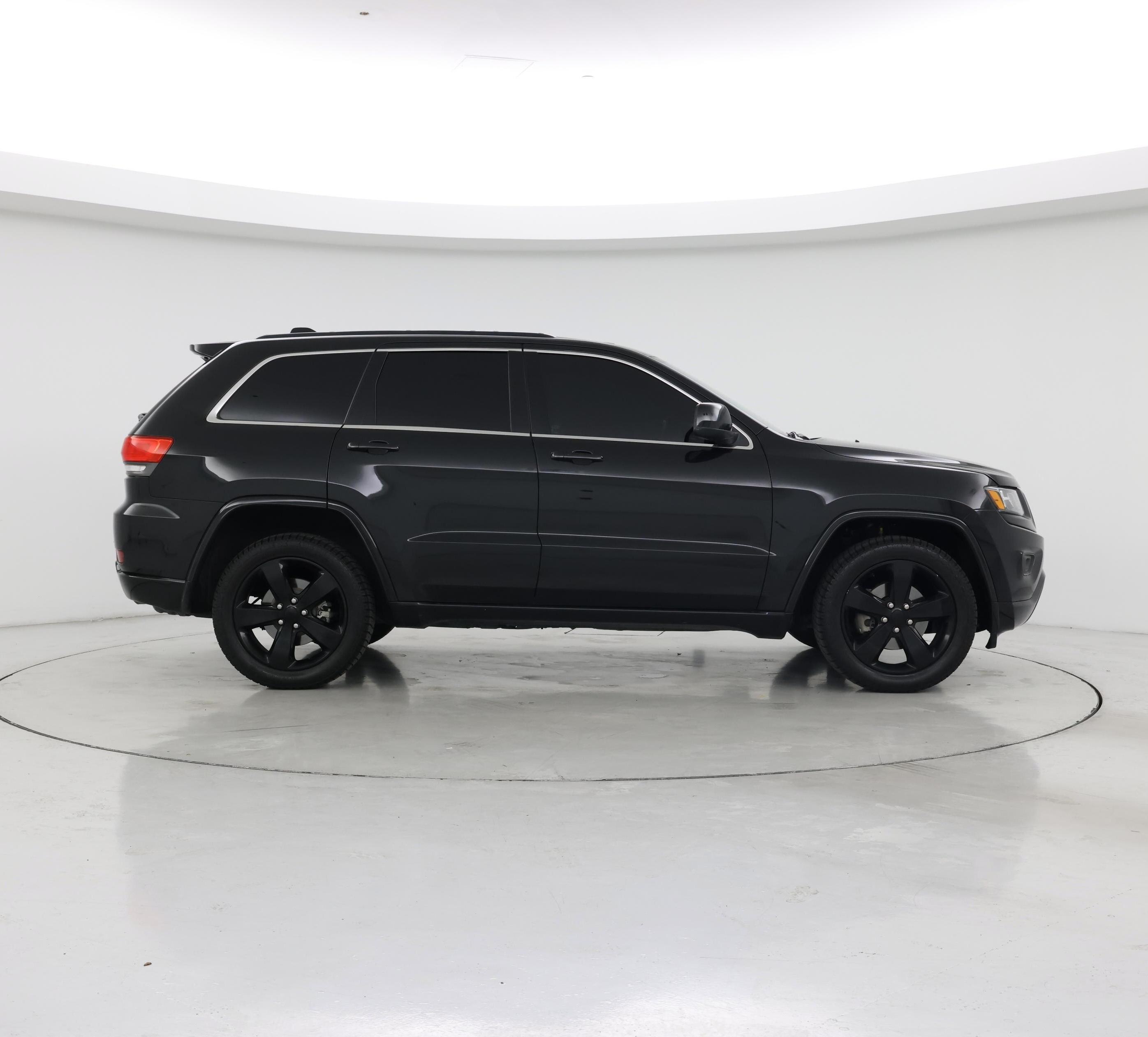 Thumbnail: 2015 Jeep Grand Cherokee - 7