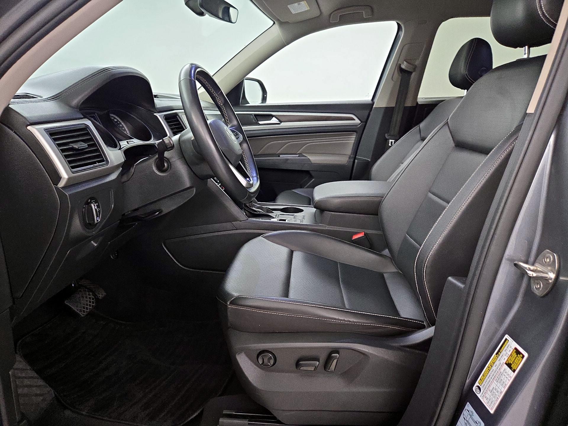 Thumbnail: 2021 Volkswagen Atlas - 11