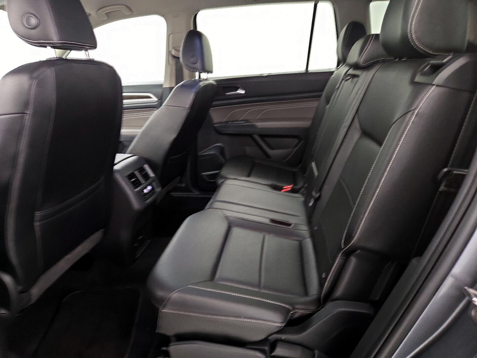 Thumbnail: 2021 Volkswagen Atlas - 18