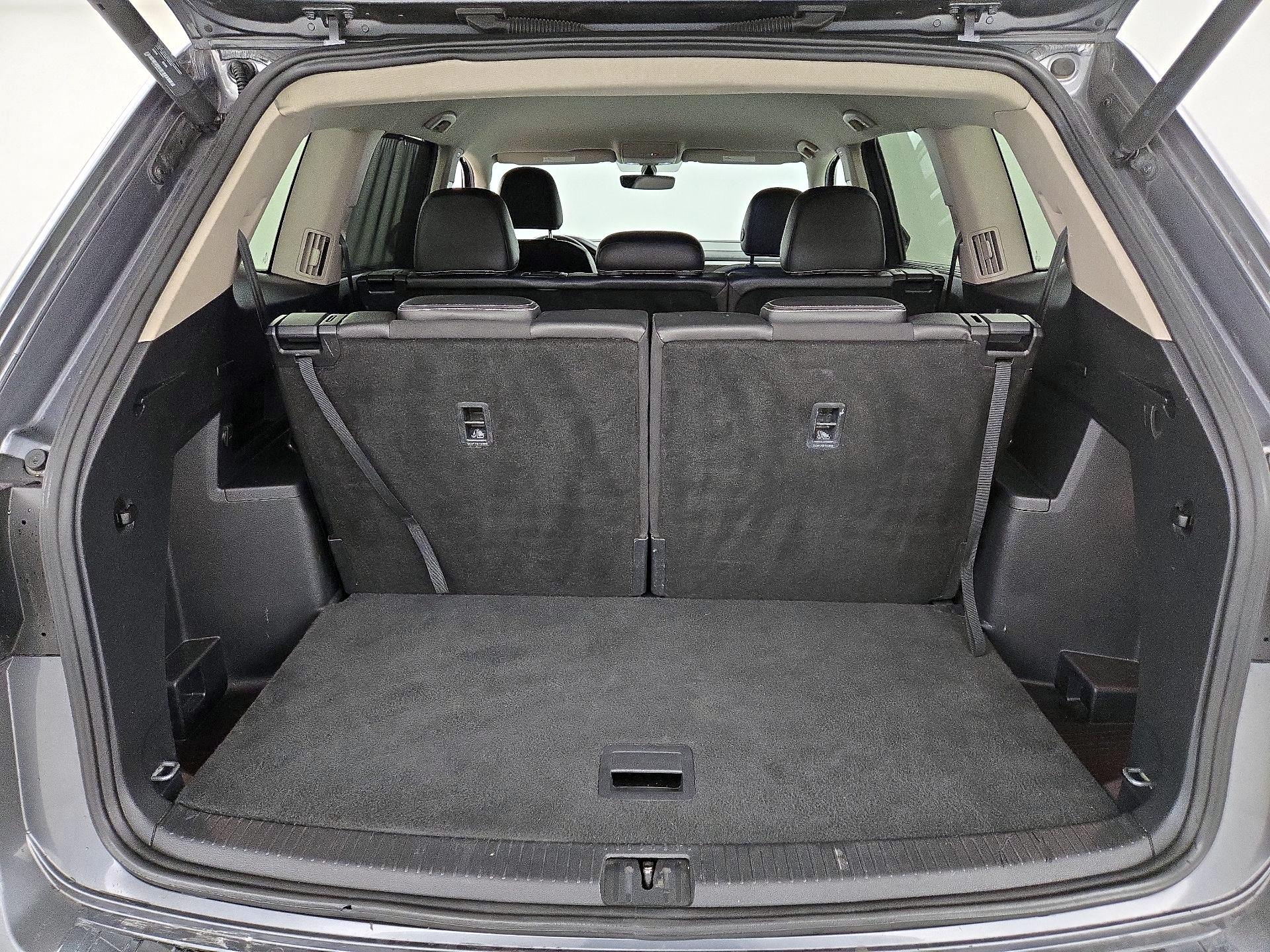 Thumbnail: 2021 Volkswagen Atlas - 19