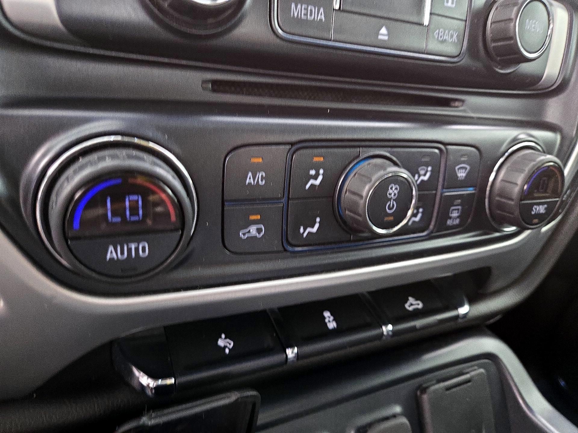 Thumbnail: 2017 GMC Sierra 1500 - 17