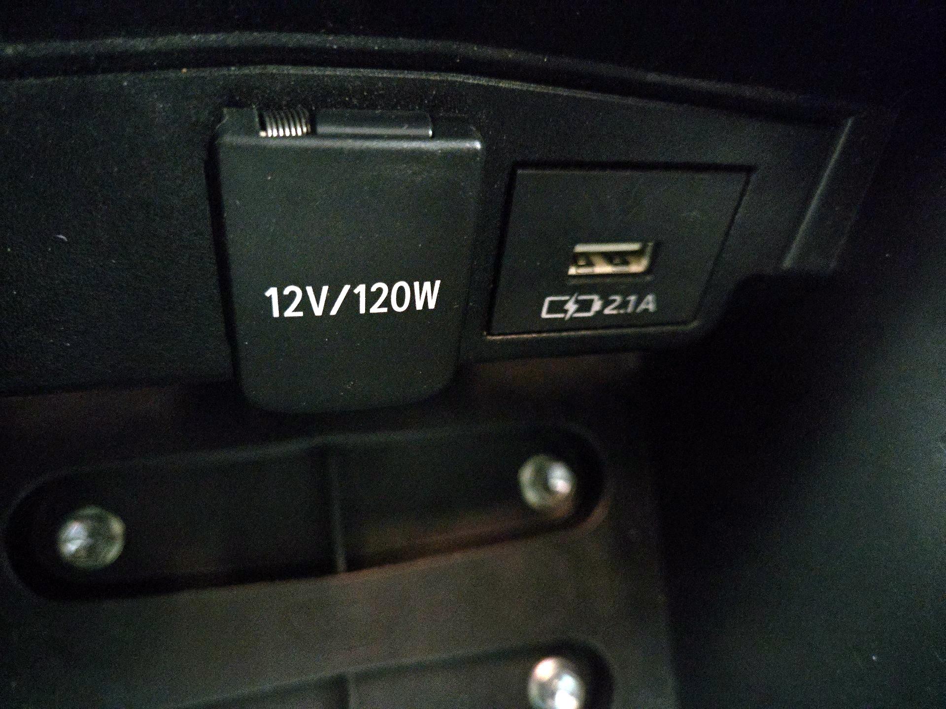 Thumbnail: 2021 Toyota Corolla - 18