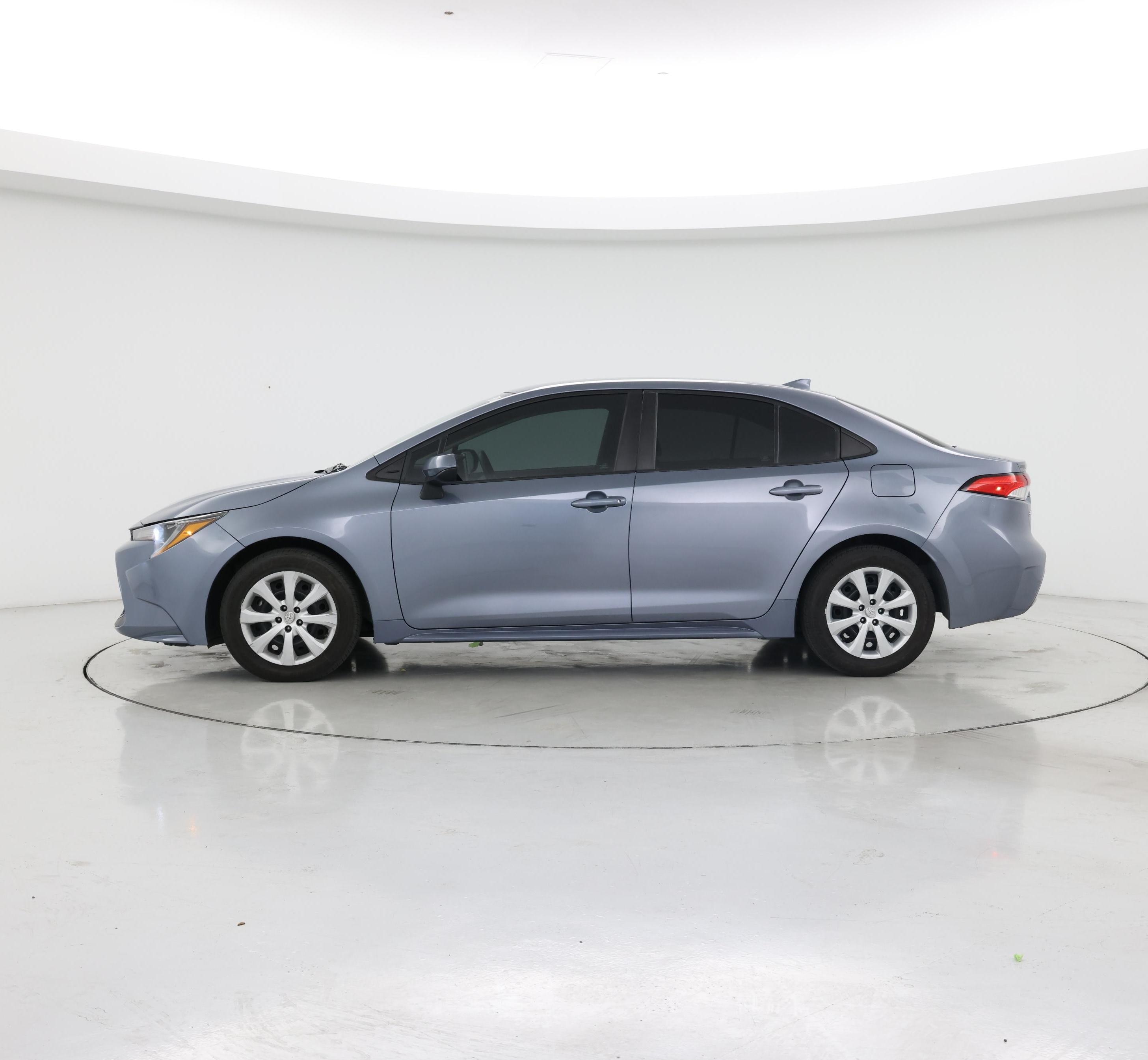 Thumbnail: 2021 Toyota Corolla - 3