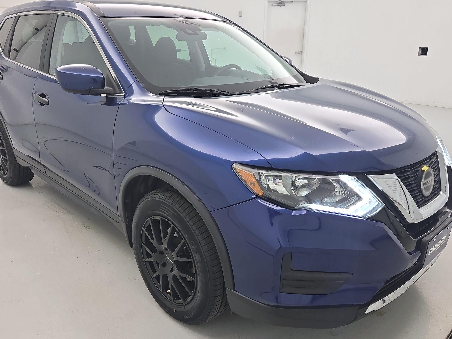 Thumbnail: 2019 Nissan Rogue - 1