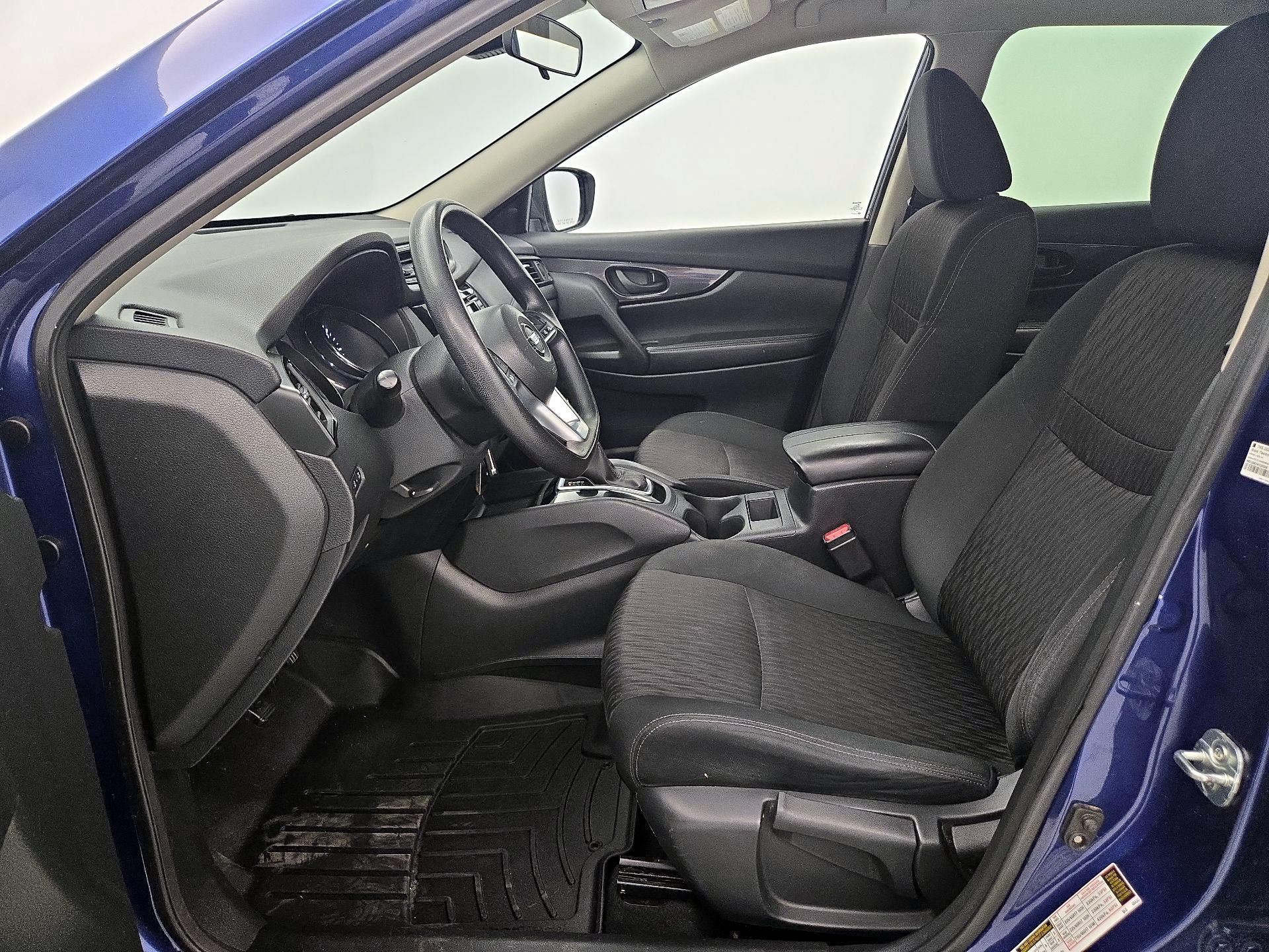 Thumbnail: 2019 Nissan Rogue - 9