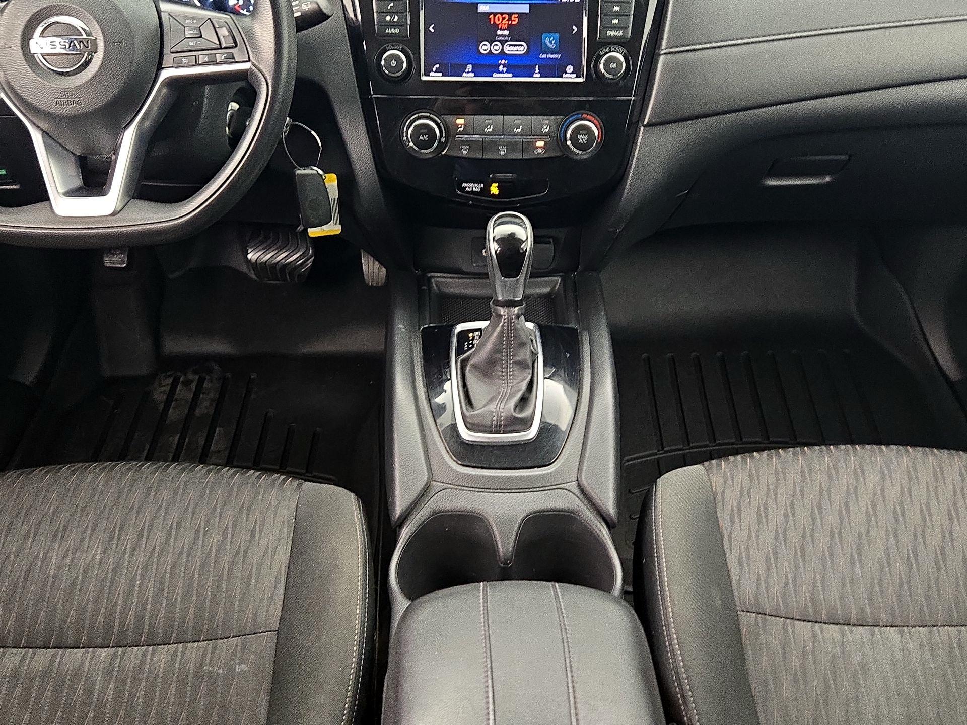Thumbnail: 2019 Nissan Rogue - 15