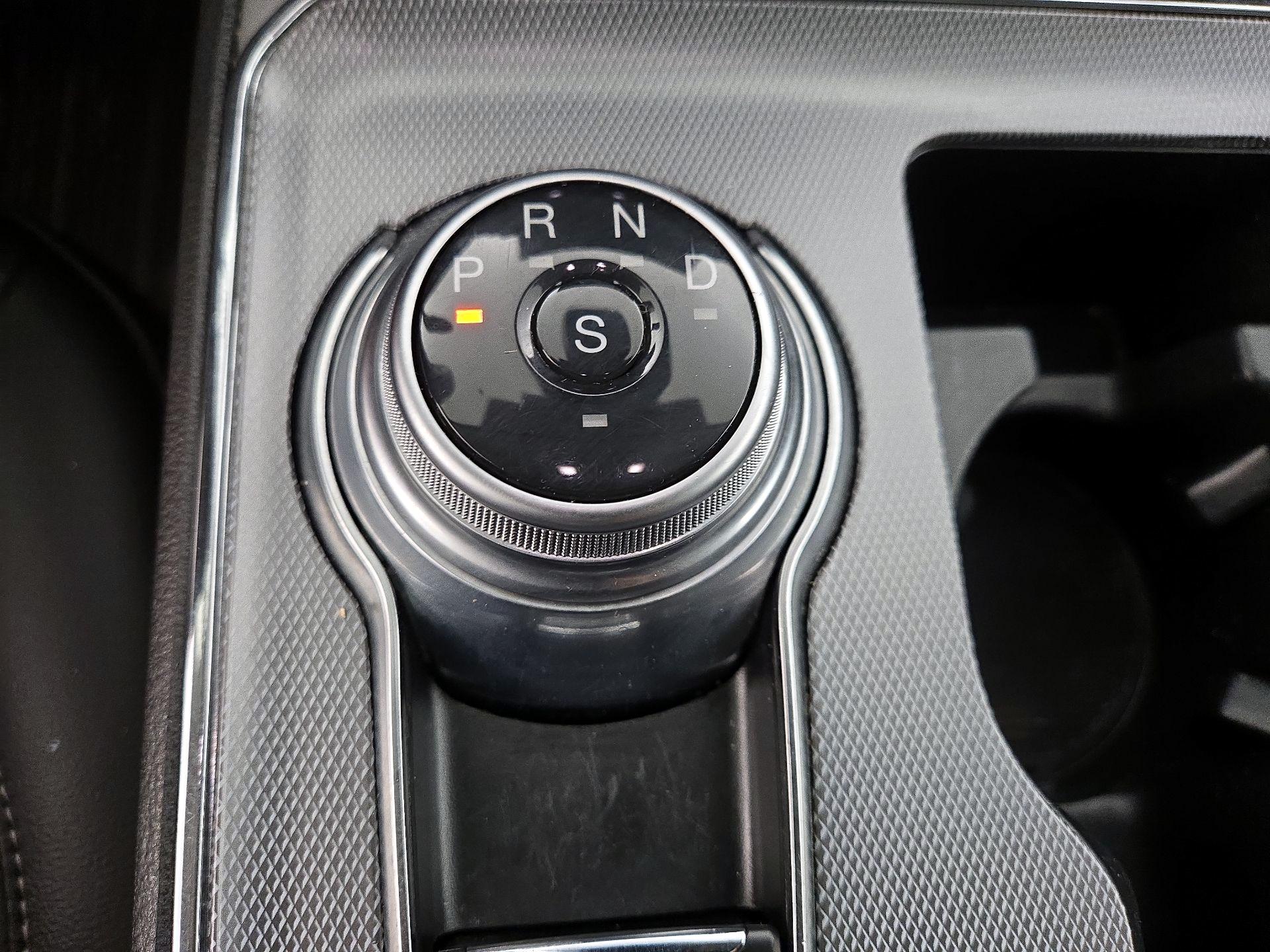 Thumbnail: 2022 Ford Edge - 18