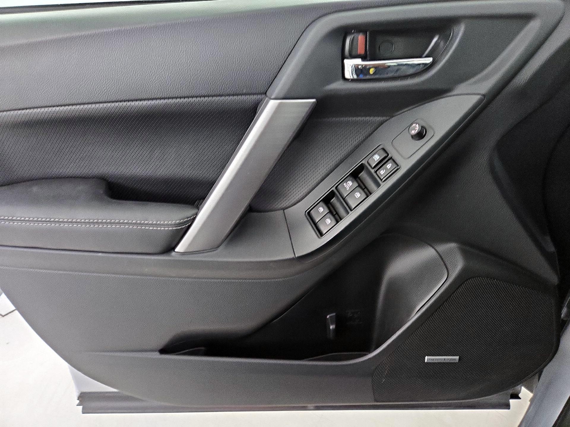 Thumbnail: 2015 Subaru Forester - 12