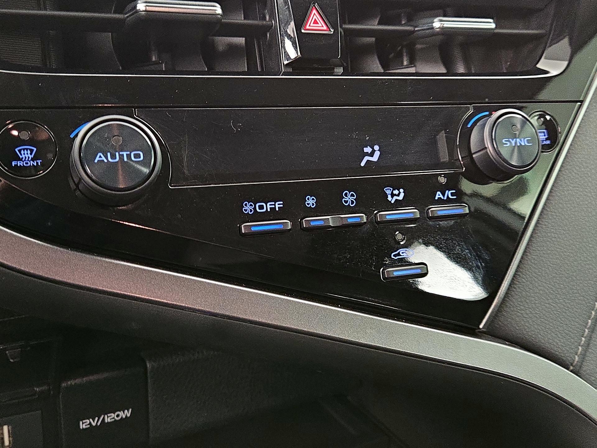 Thumbnail: 2023 Toyota Camry - 16