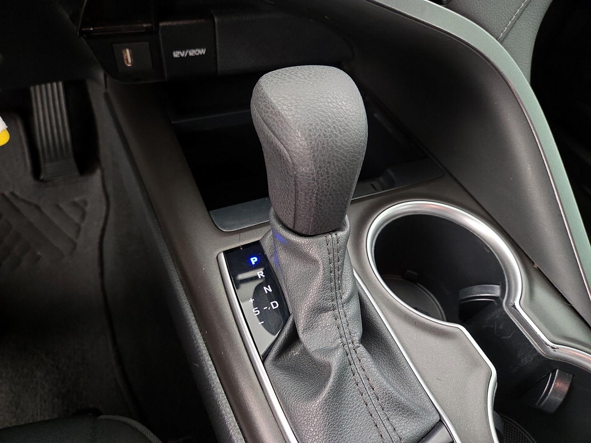 Thumbnail: 2023 Toyota Camry - 17