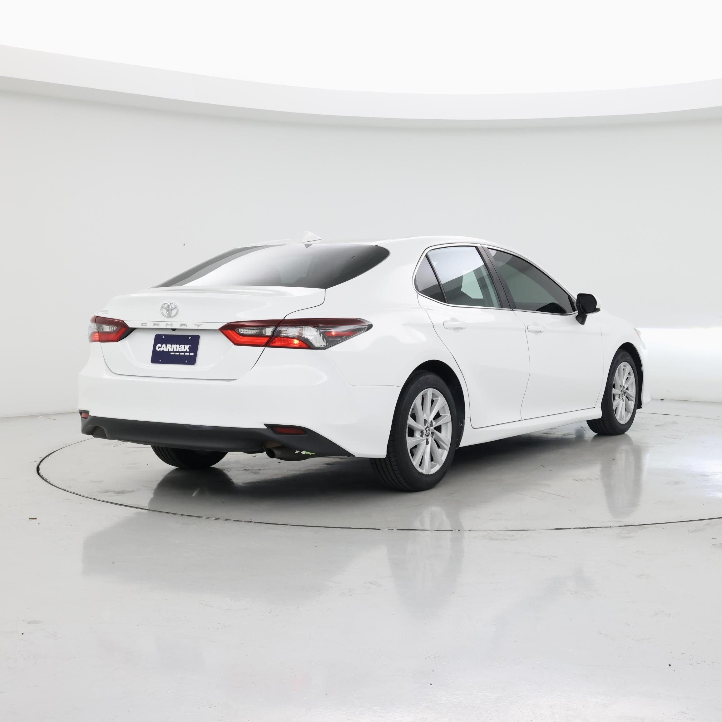 Thumbnail: 2023 Toyota Camry - 8