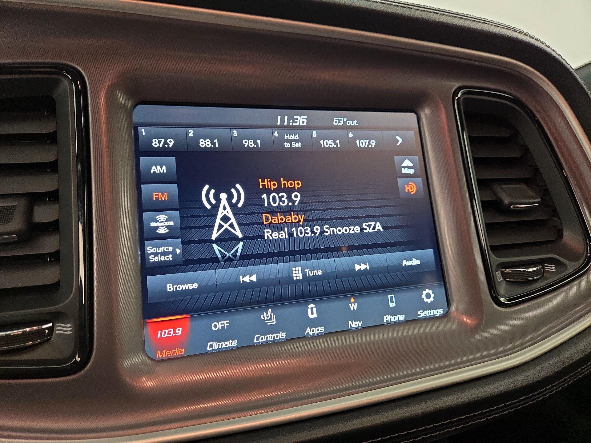 Thumbnail: 2022 Dodge Challenger - 16