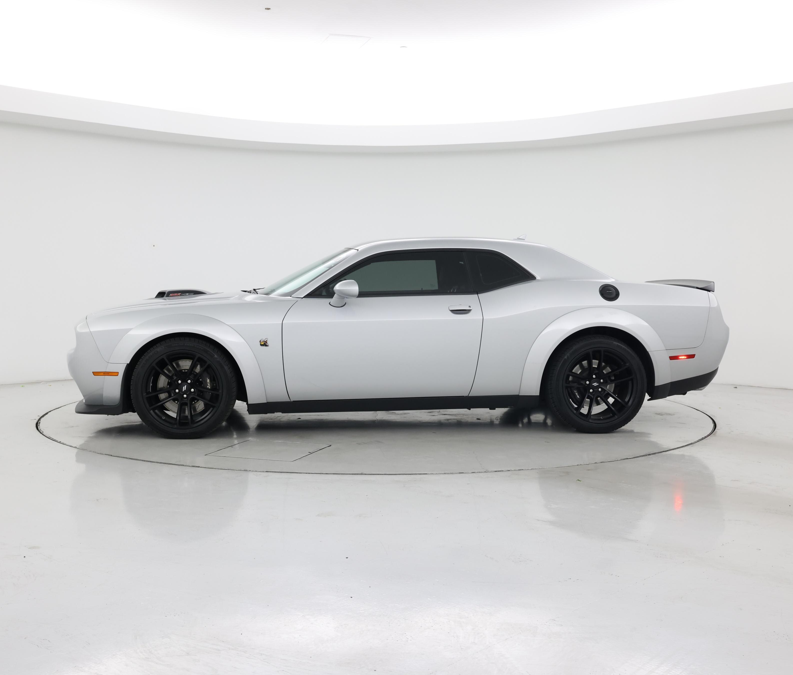 Thumbnail: 2022 Dodge Challenger - 3