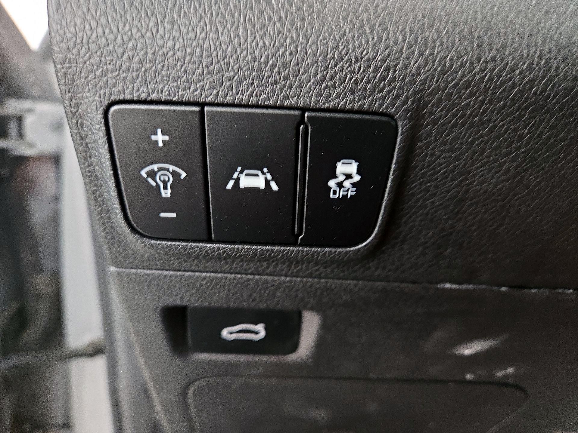 Thumbnail: 2023 Kia K5 - 13