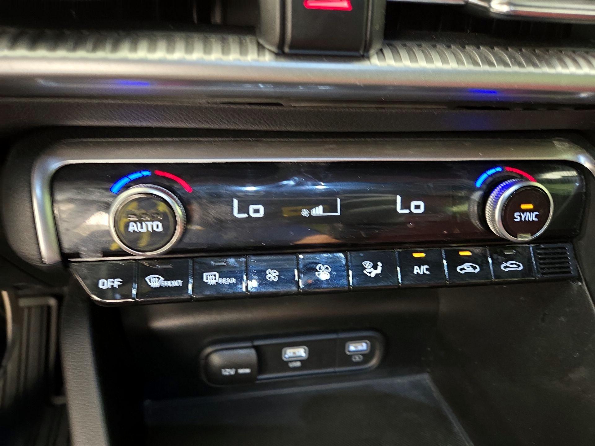 Thumbnail: 2023 Kia K5 - 17