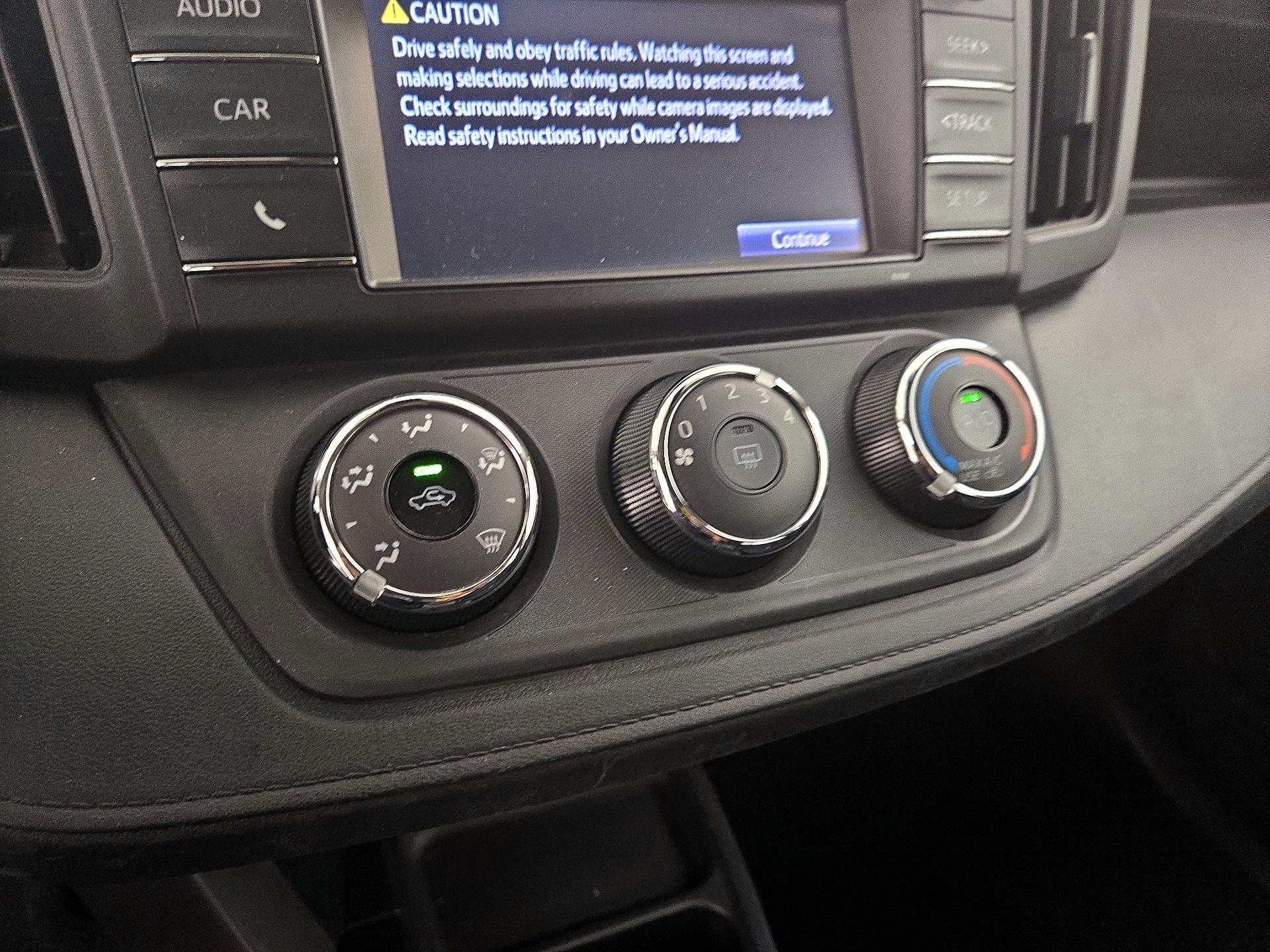 Thumbnail: 2018 Toyota RAV4 - 16