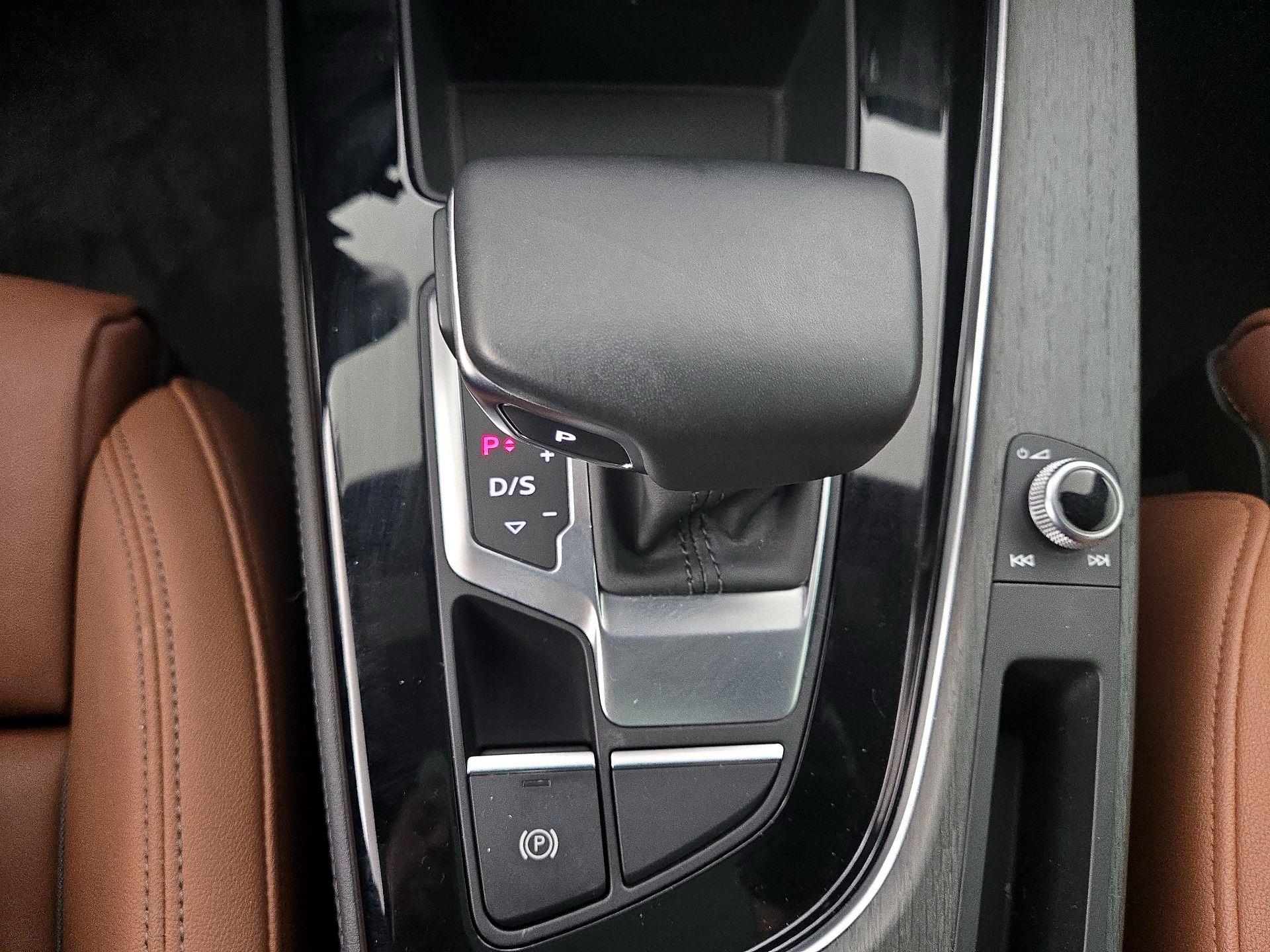 Thumbnail: 2021 Audi A4 - 17