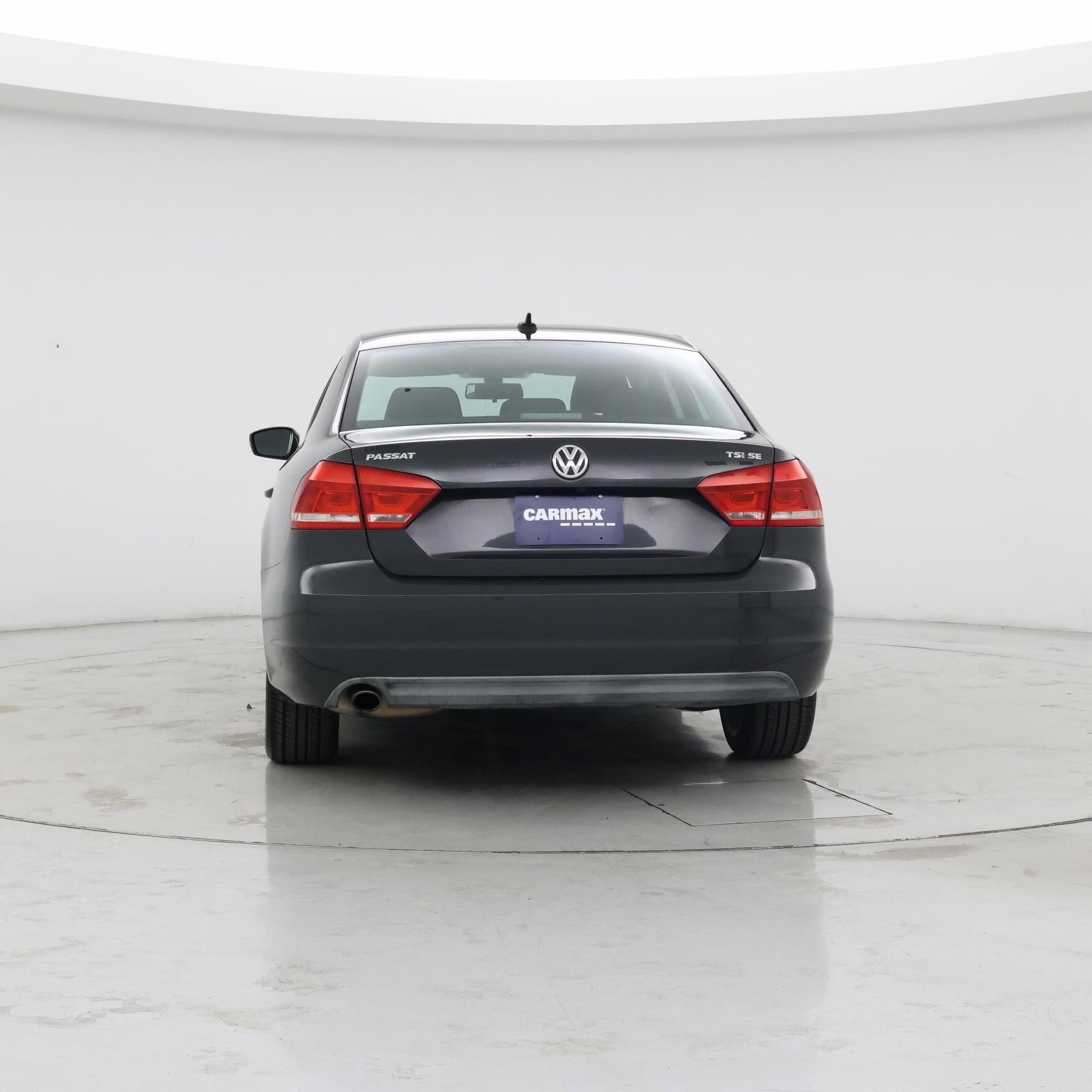 Thumbnail: 2015 Volkswagen Passat - 6