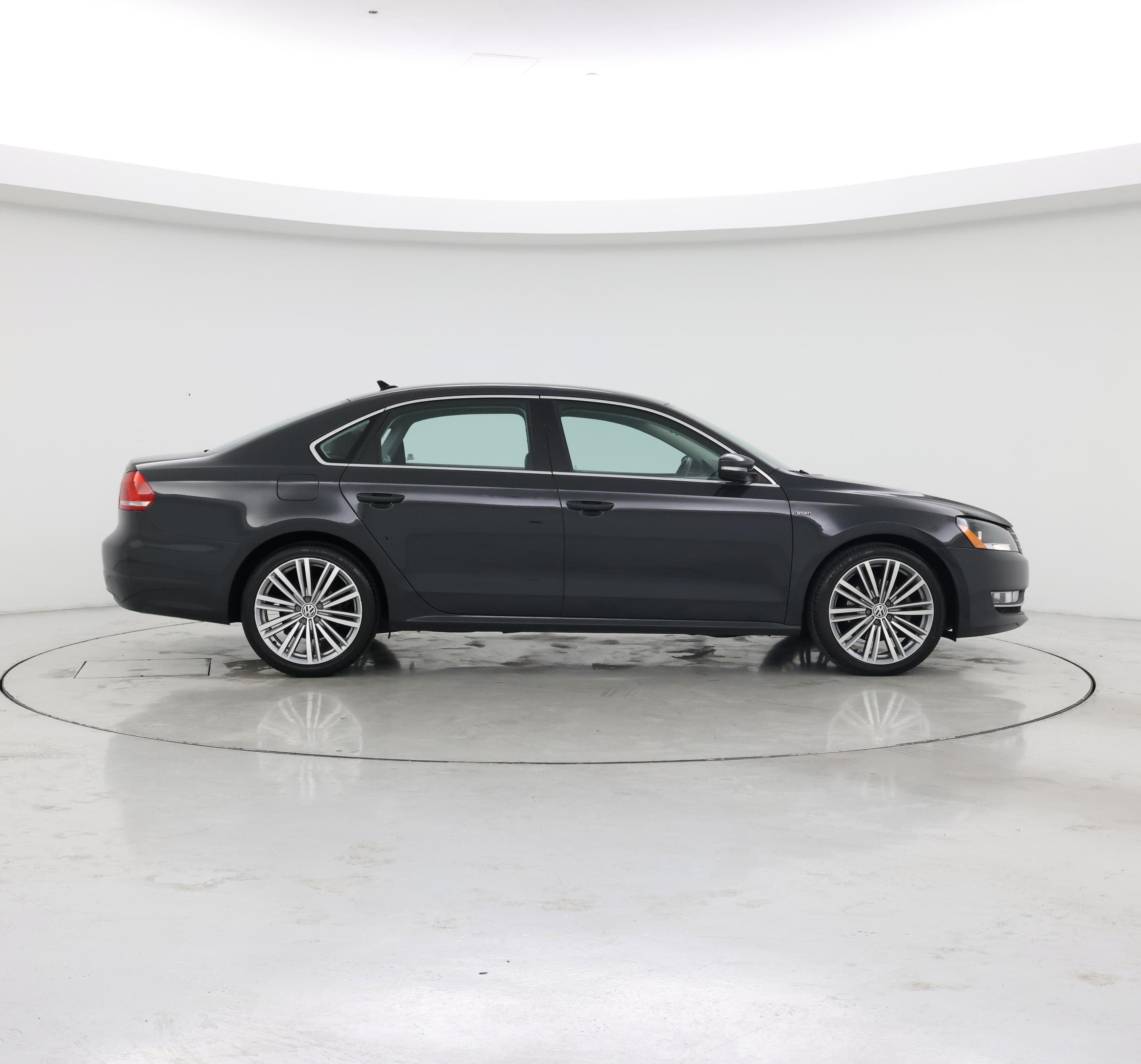 Thumbnail: 2015 Volkswagen Passat - 7