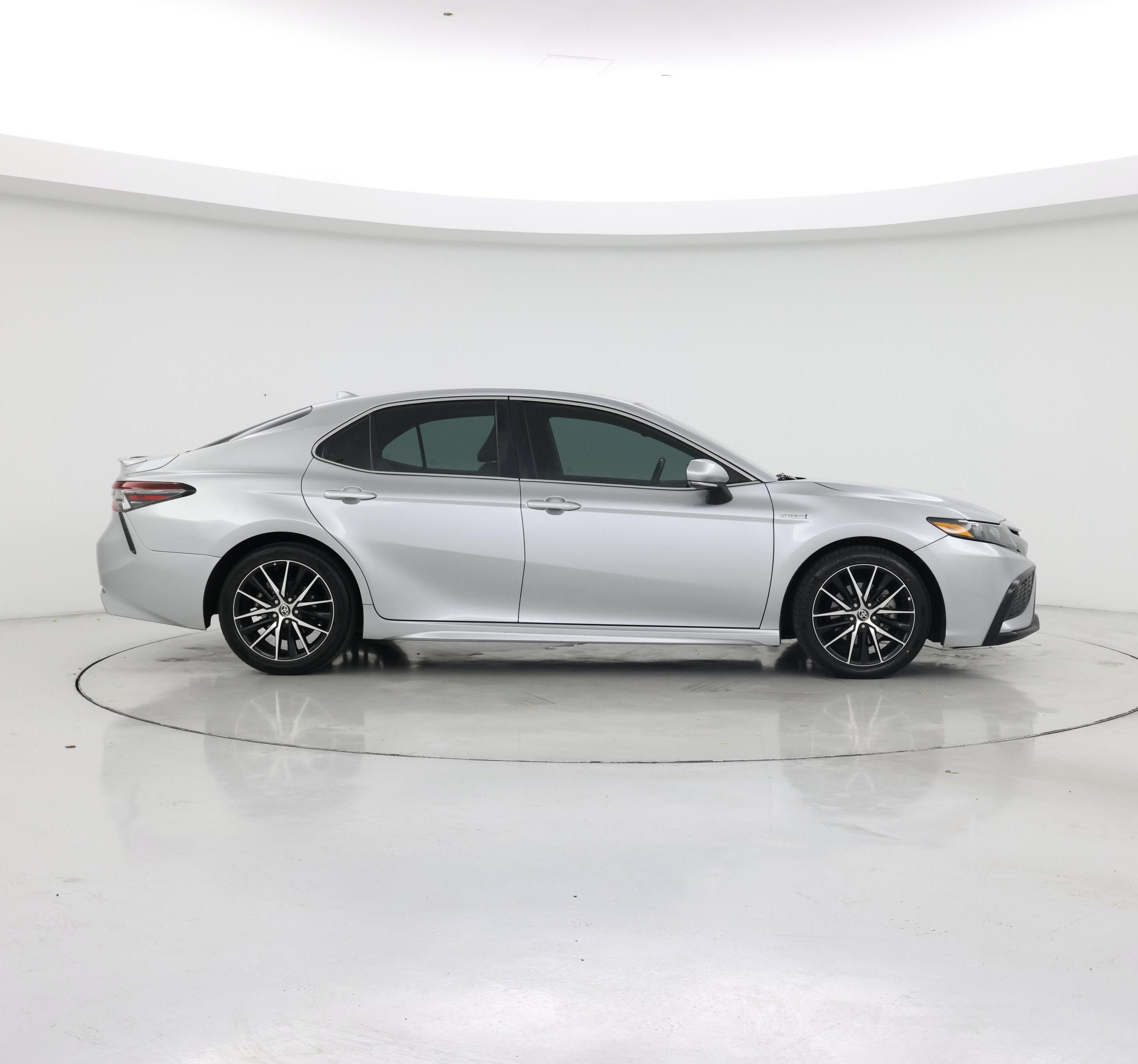 Thumbnail: 2021 Toyota Camry - 7
