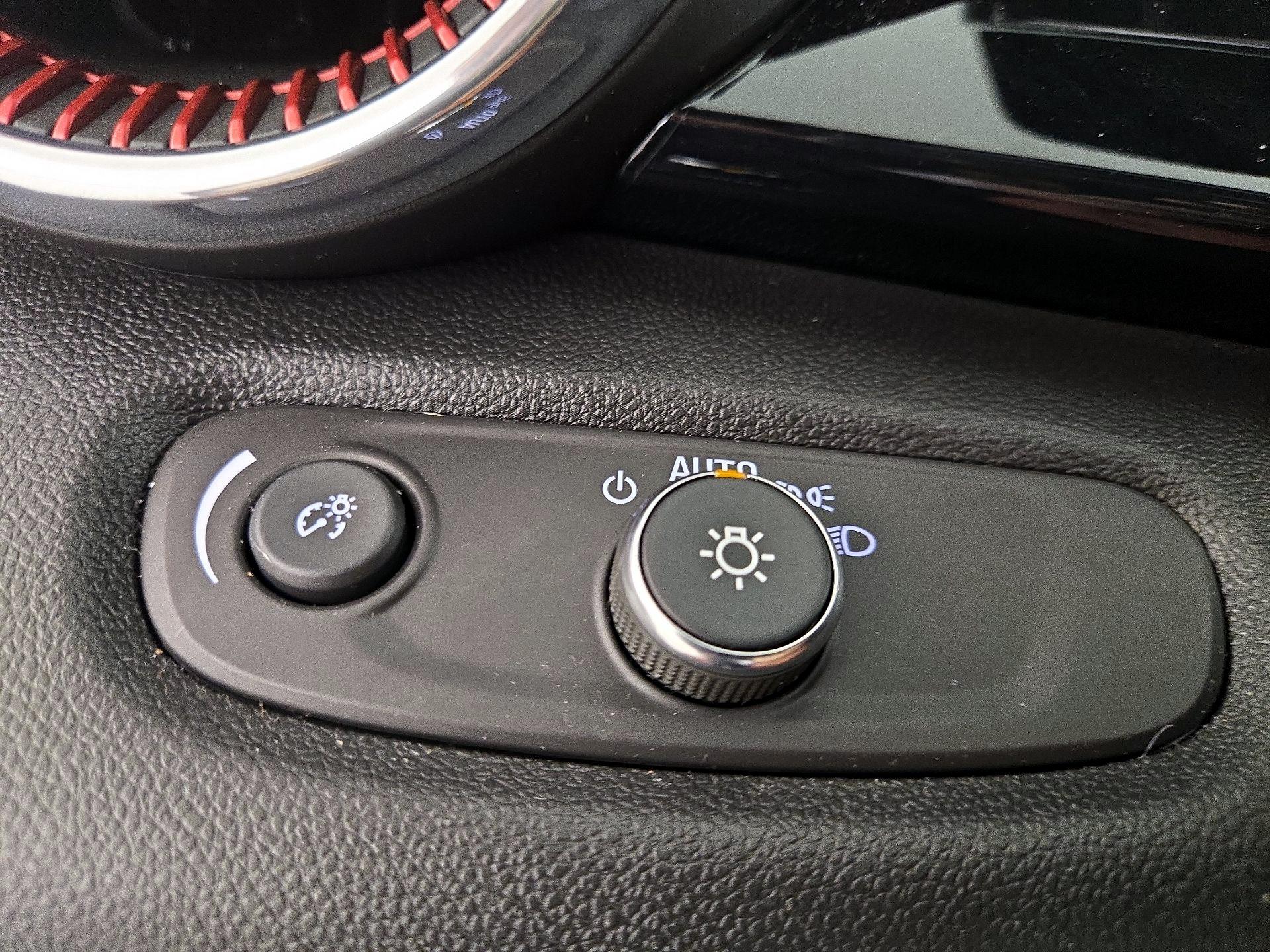 Thumbnail: 2025 Chevrolet Trax - 13