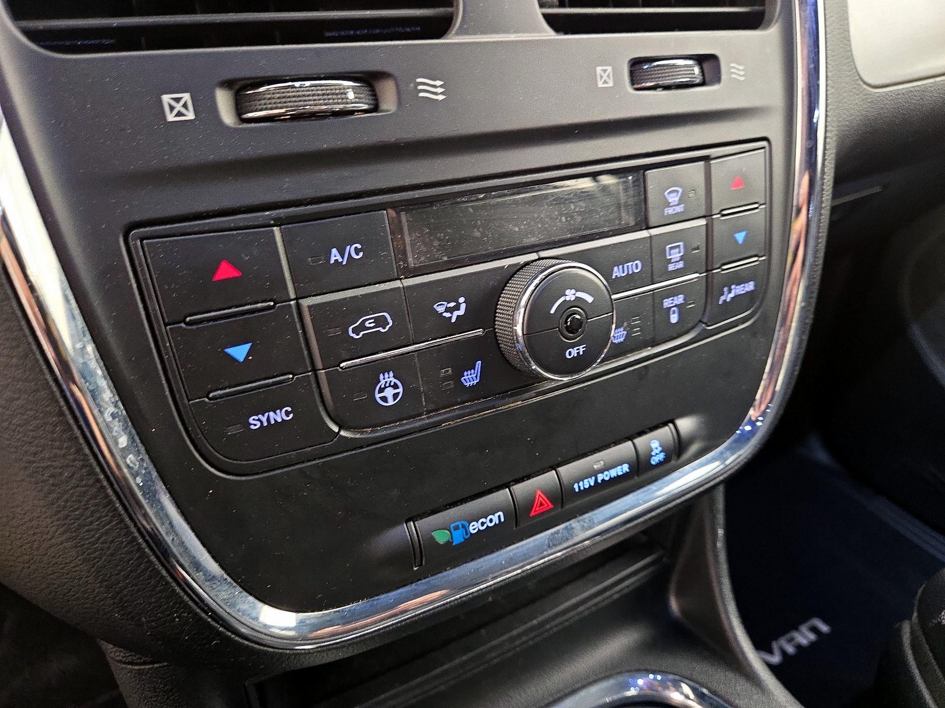 Thumbnail: 2019 Dodge Grand Caravan - 16