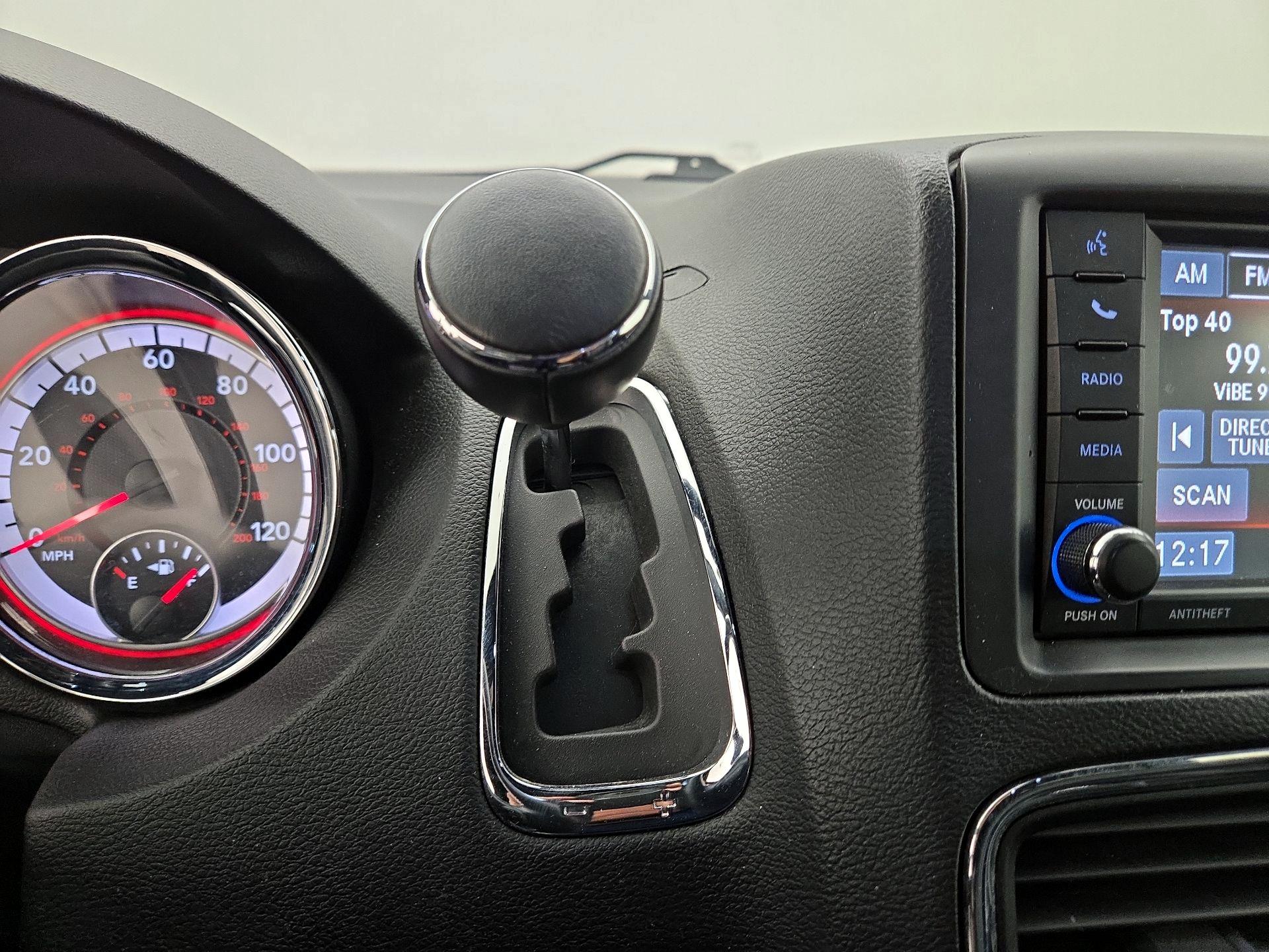 Thumbnail: 2019 Dodge Grand Caravan - 17