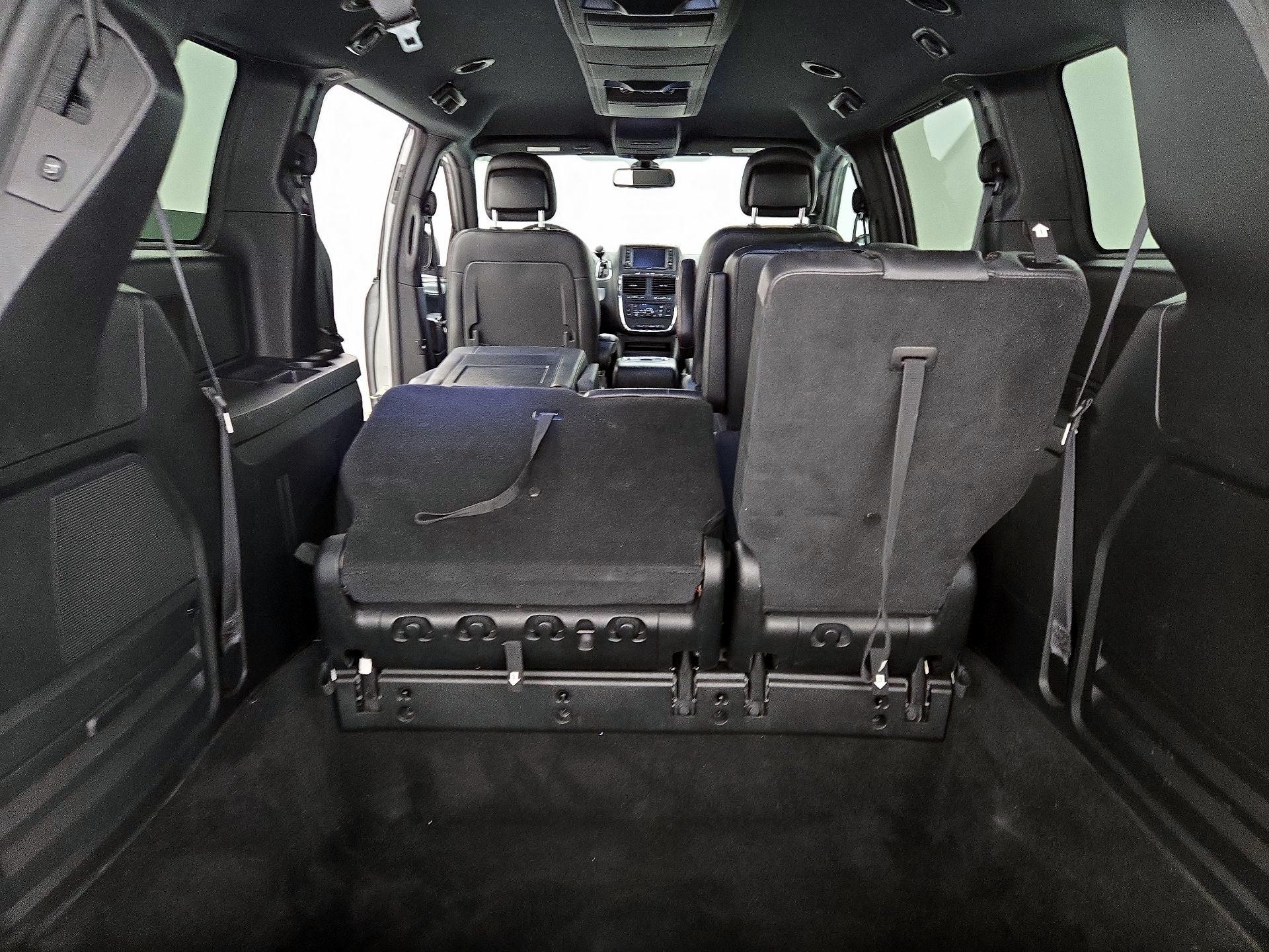 Thumbnail: 2019 Dodge Grand Caravan - 20