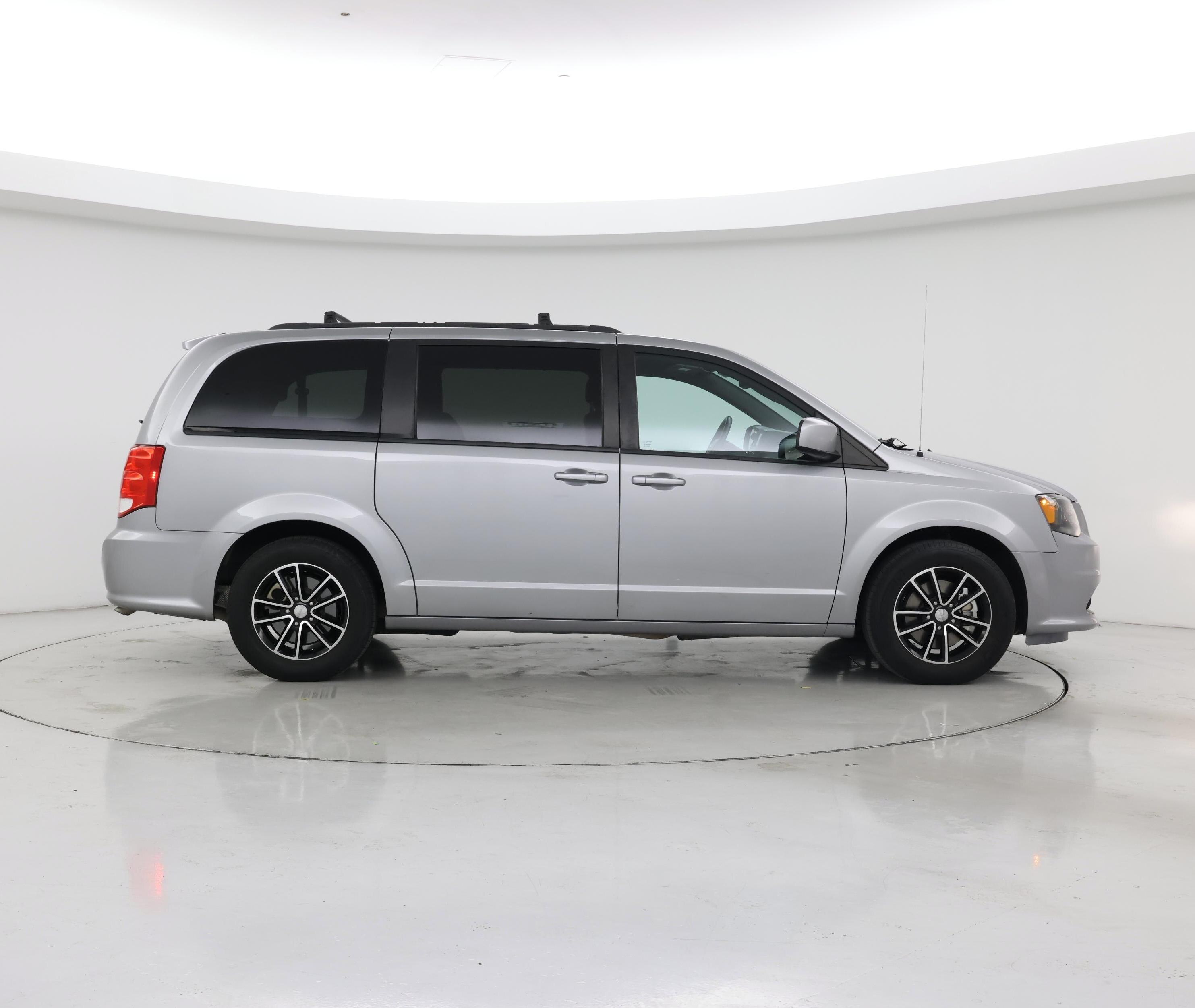 Thumbnail: 2019 Dodge Grand Caravan - 7