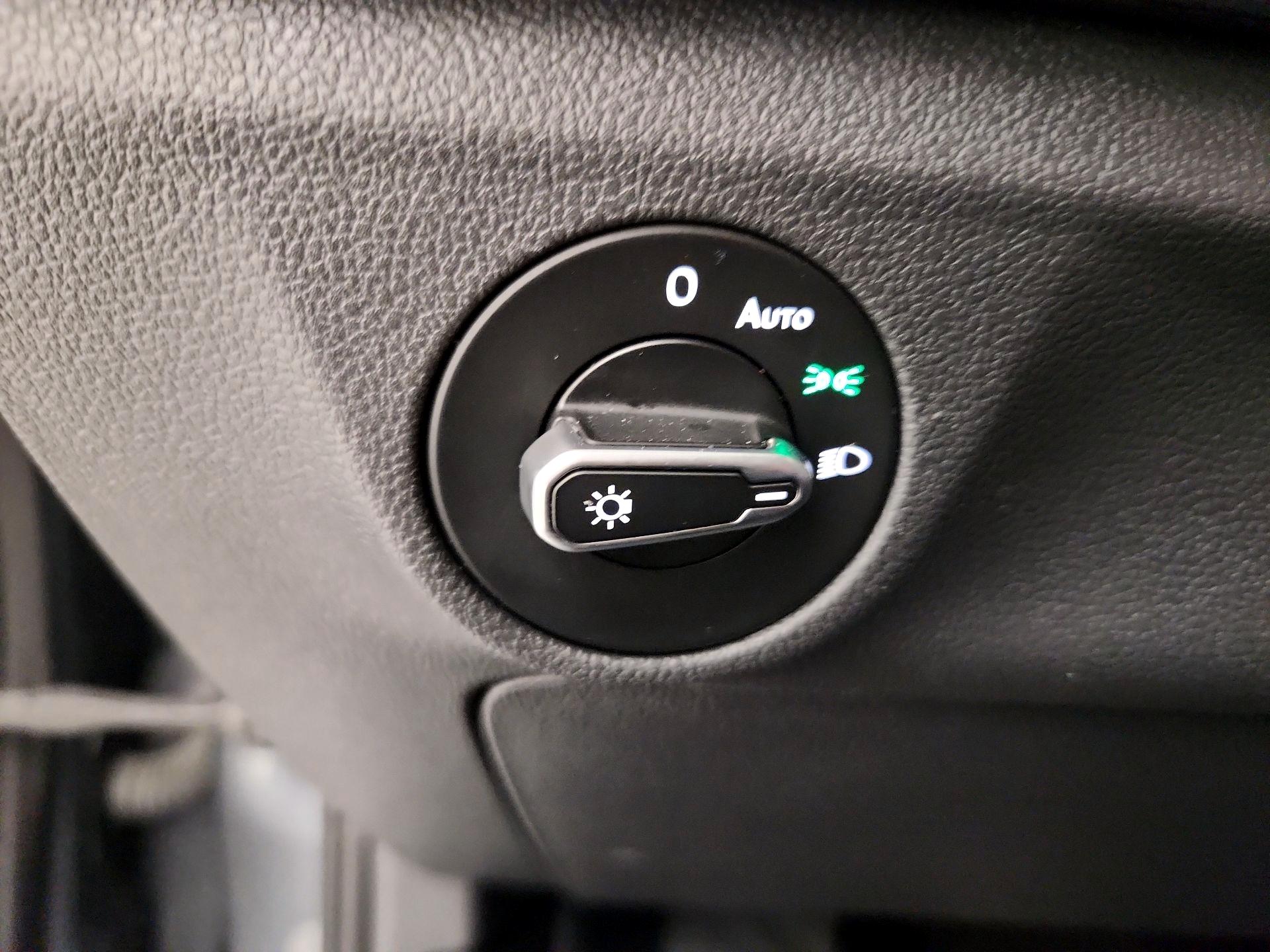 Thumbnail: 2024 Volkswagen Jetta - 13