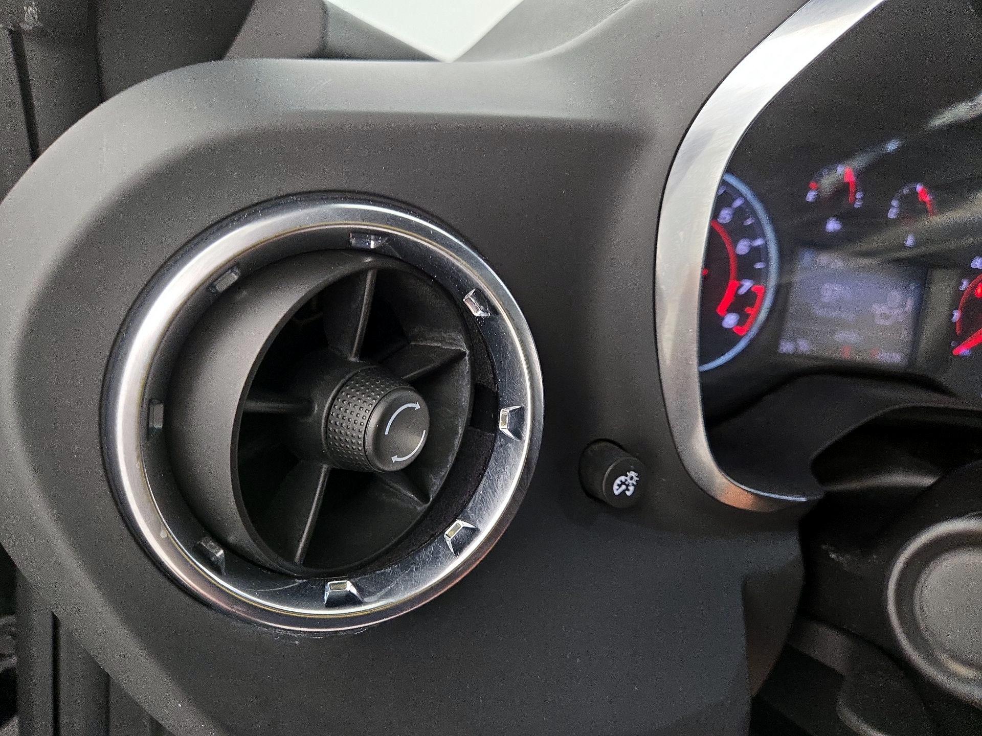 Thumbnail: 2023 Chevrolet Camaro - 13