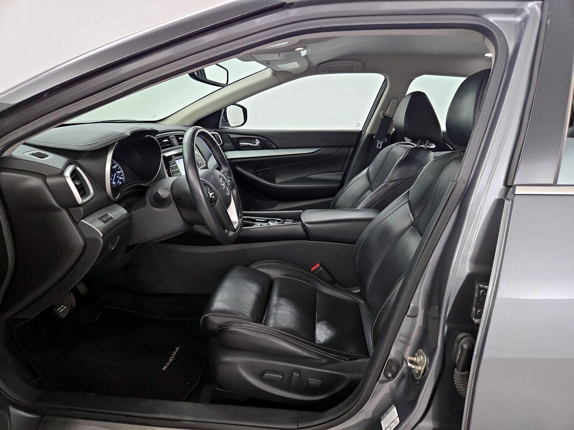 Thumbnail: 2016 Nissan Maxima - 11