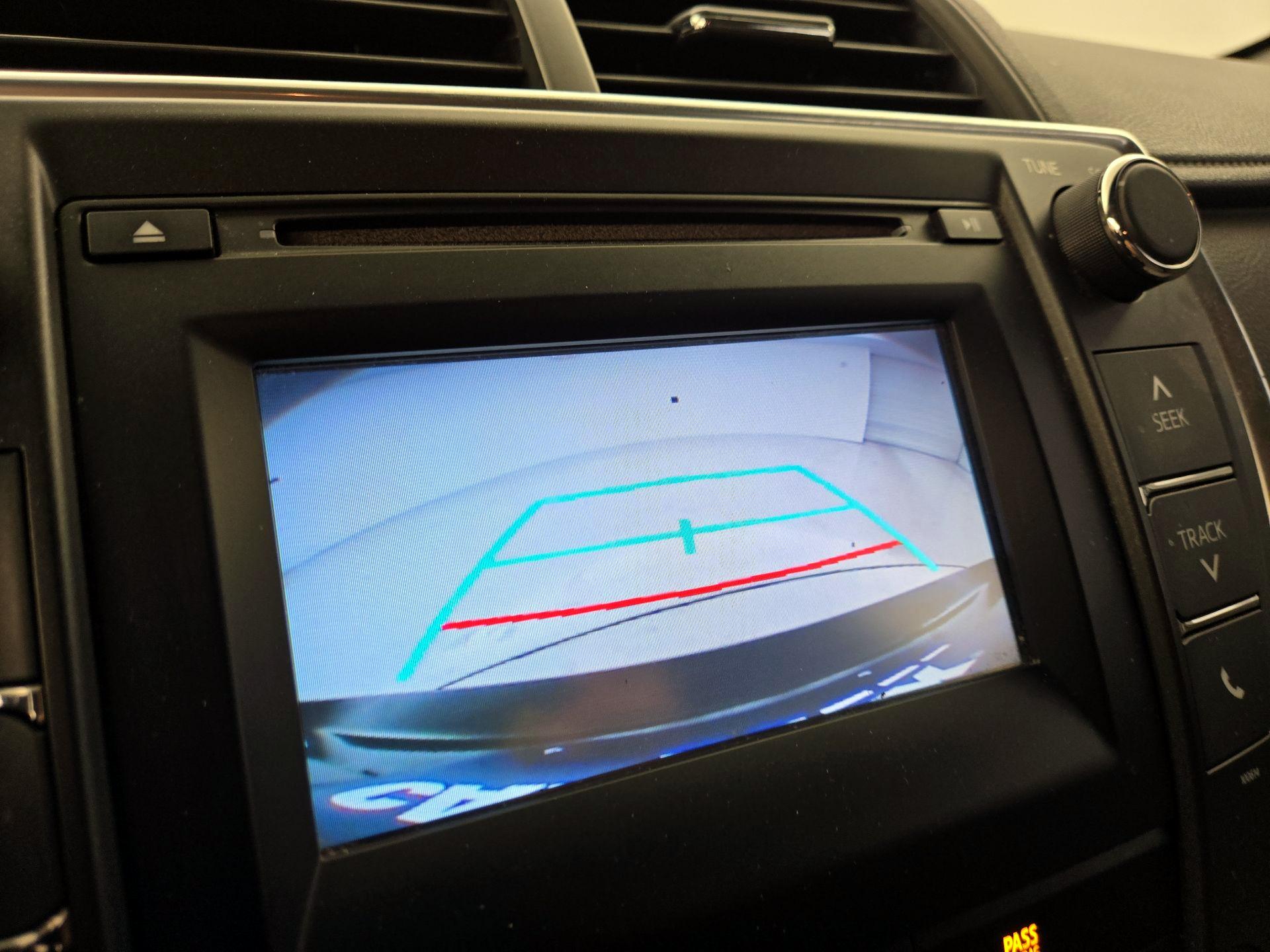 Thumbnail: 2016 Toyota Camry - 14