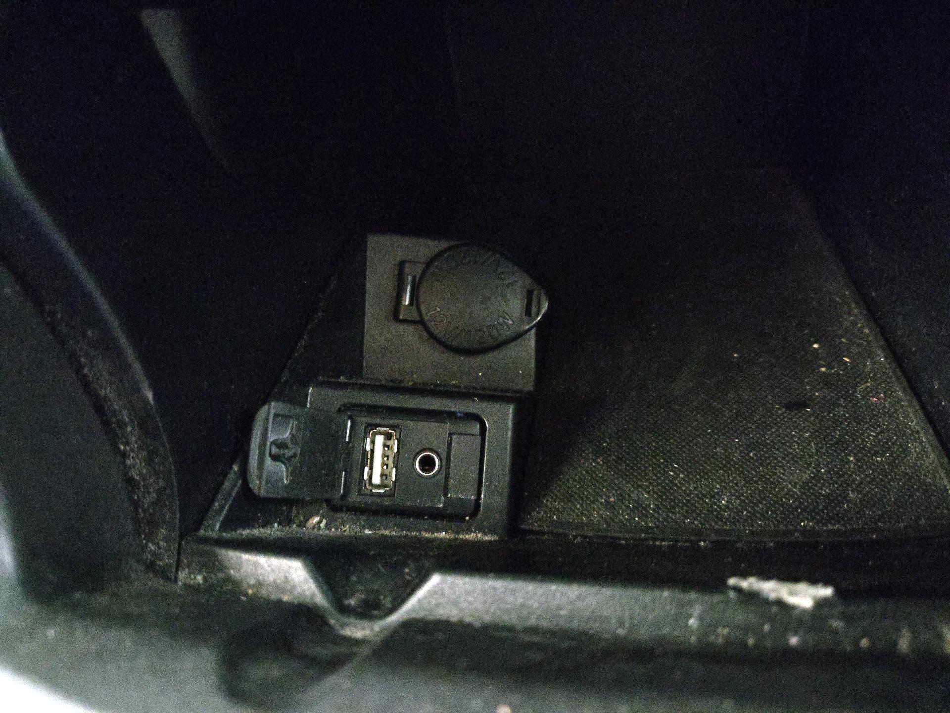 Thumbnail: 2016 Toyota Camry - 18