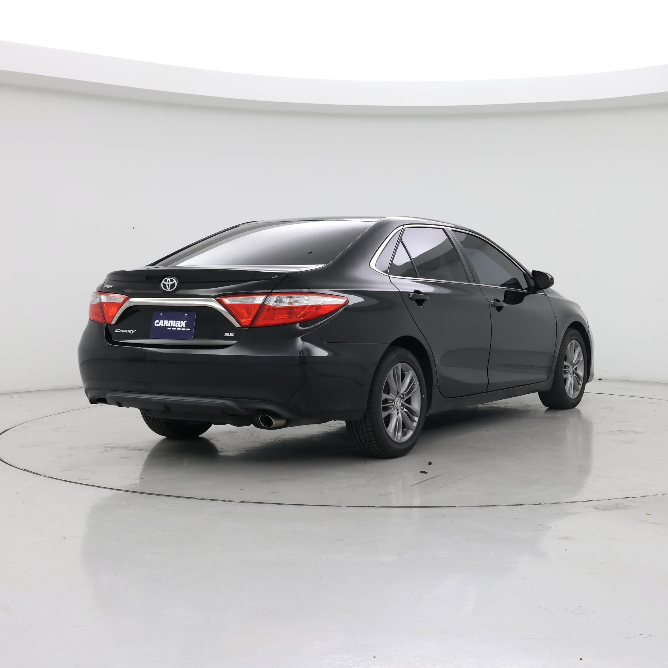 Thumbnail: 2016 Toyota Camry - 8